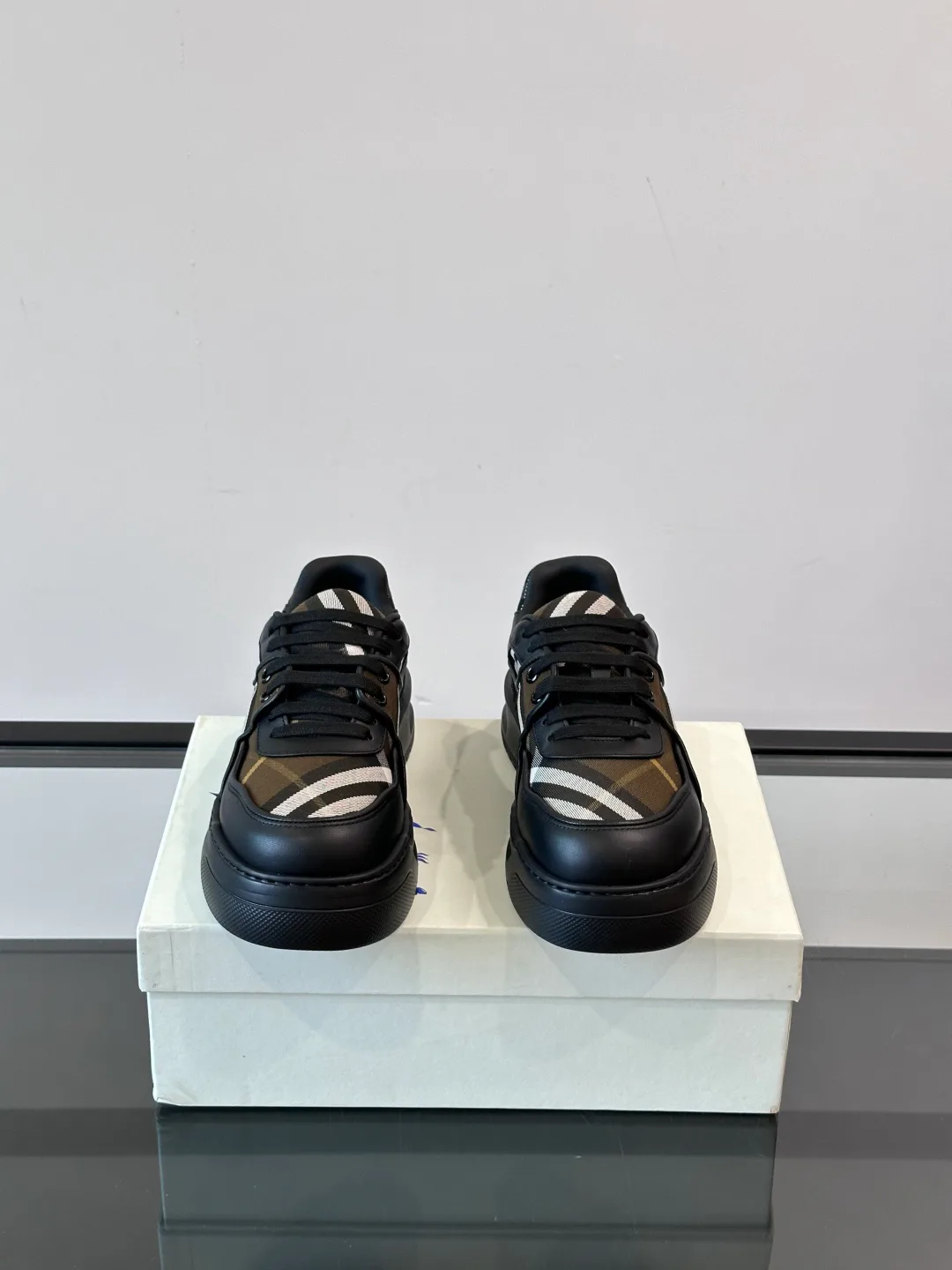 Кроссовки Мужские Burberry 12932268