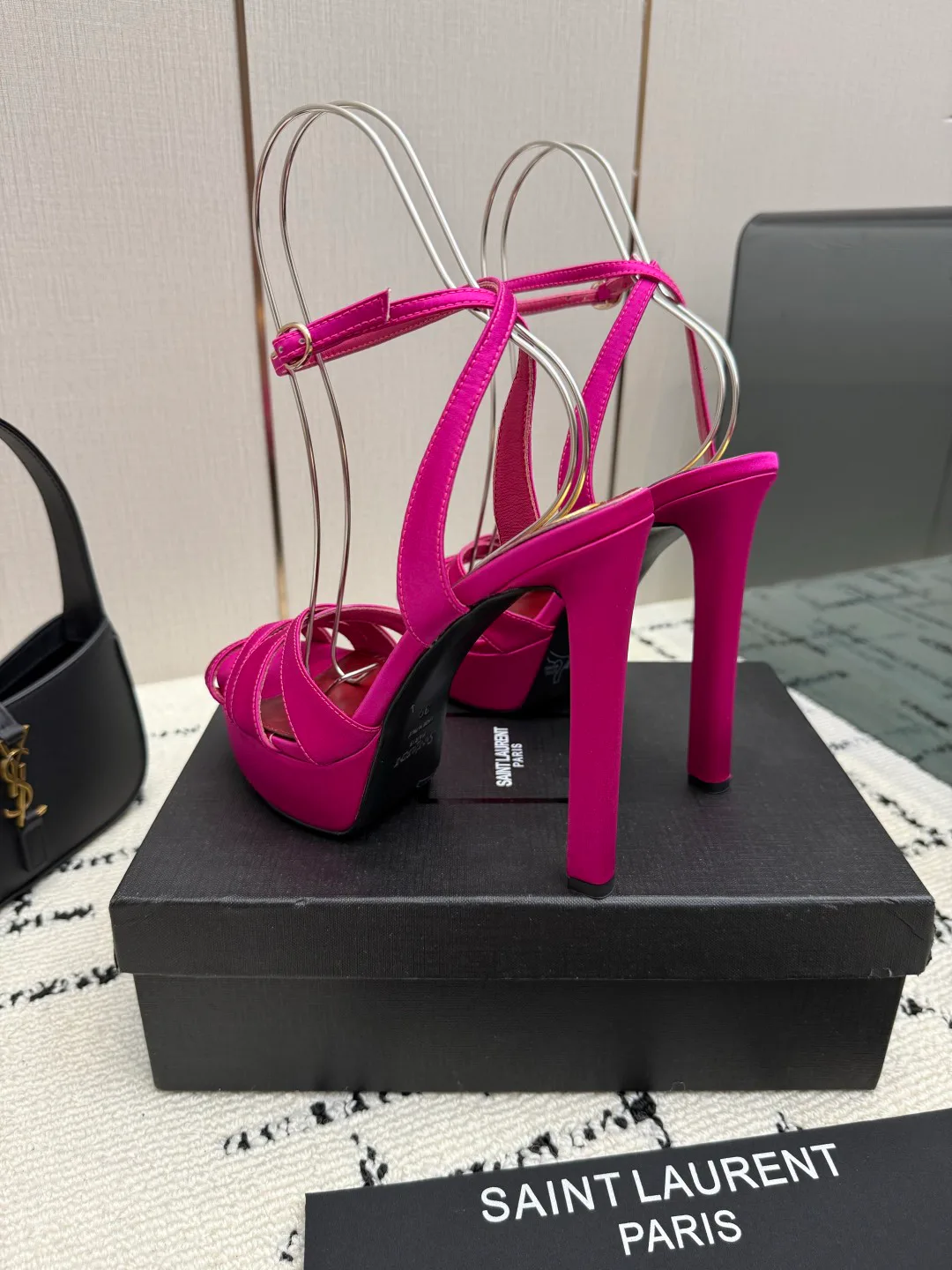 Босоножки Женские Saint Laurent 18049029