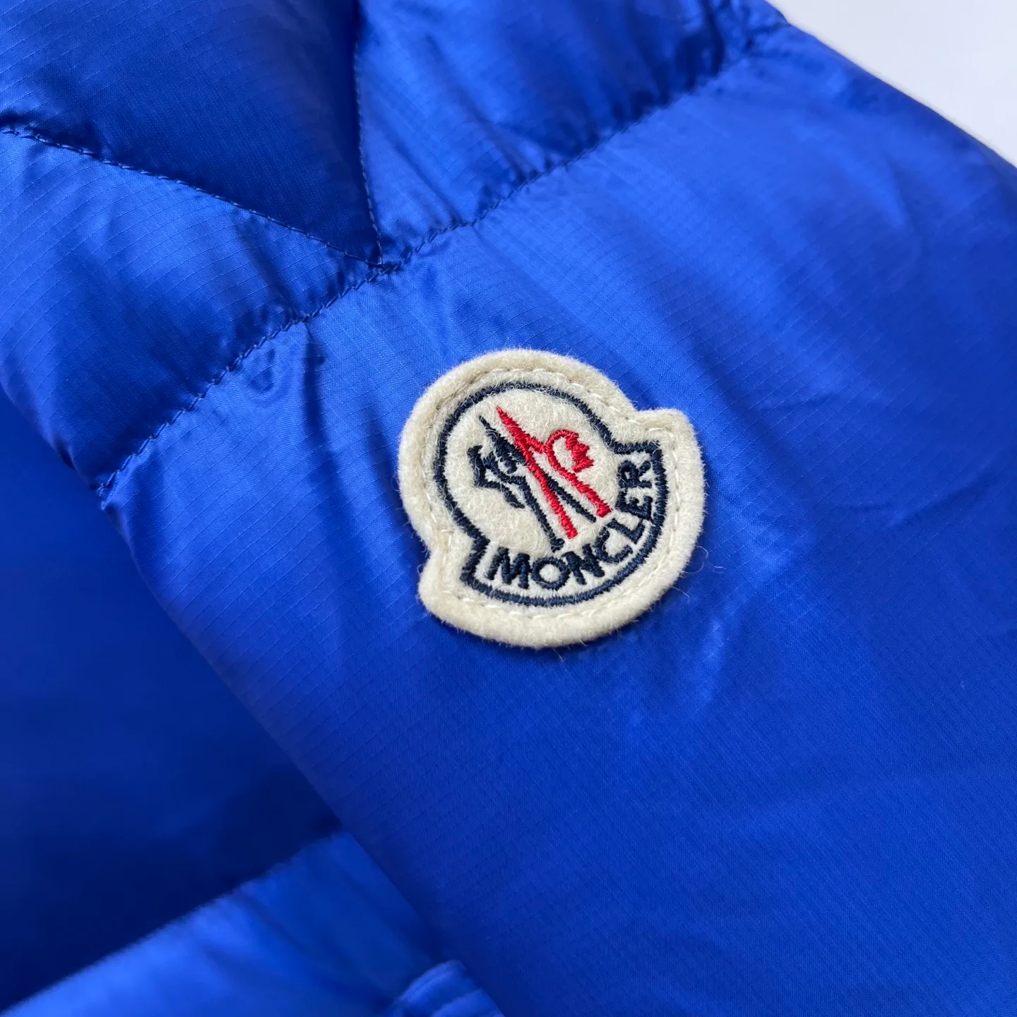 Куртки И Пуховики Женские Moncler 18178507
