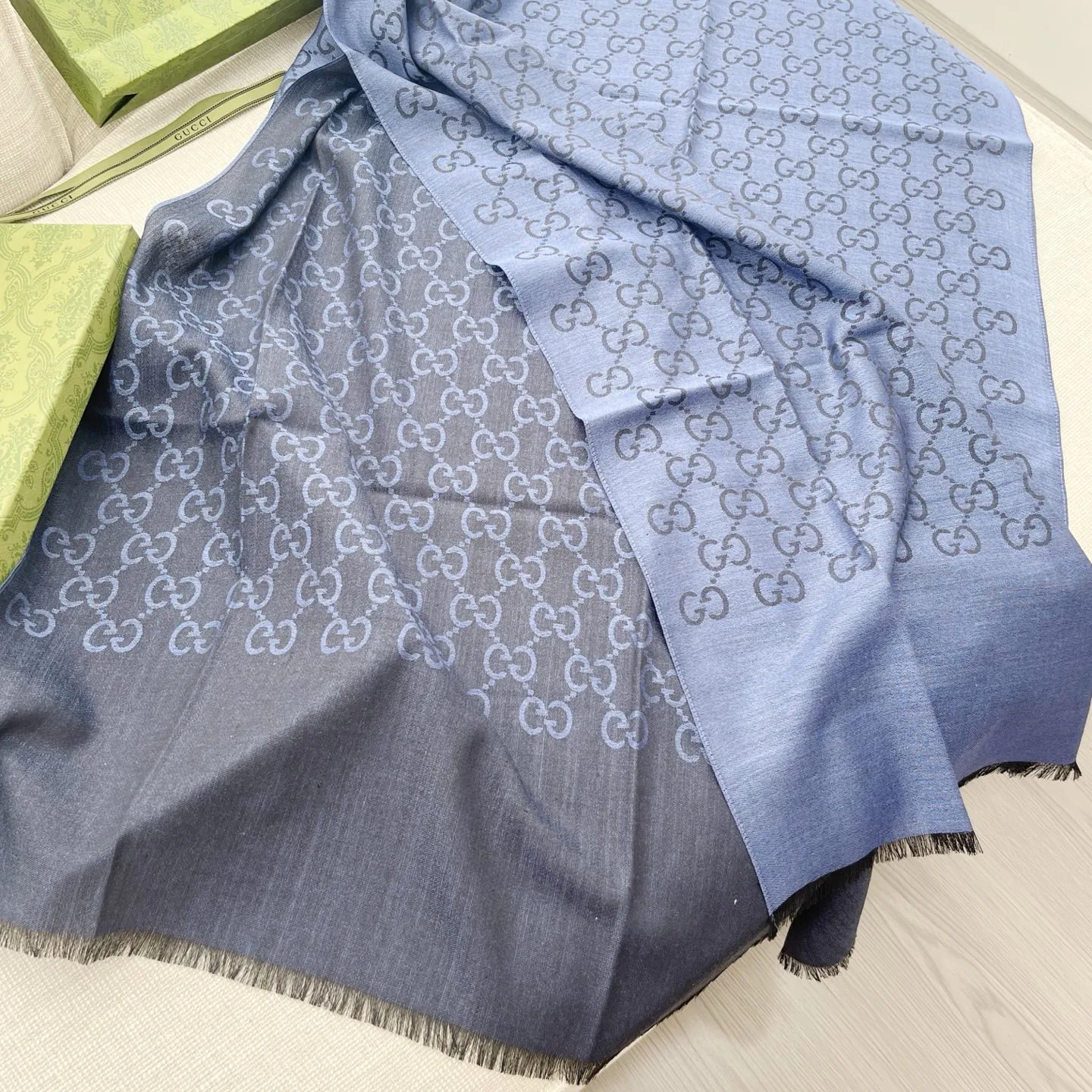 Шарфы Gucci 17945599