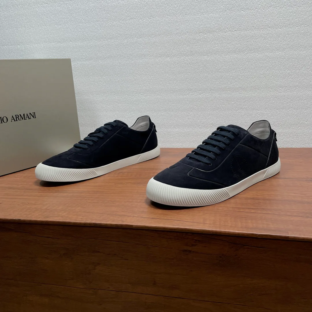Кроссовки Мужские Armani 18099905