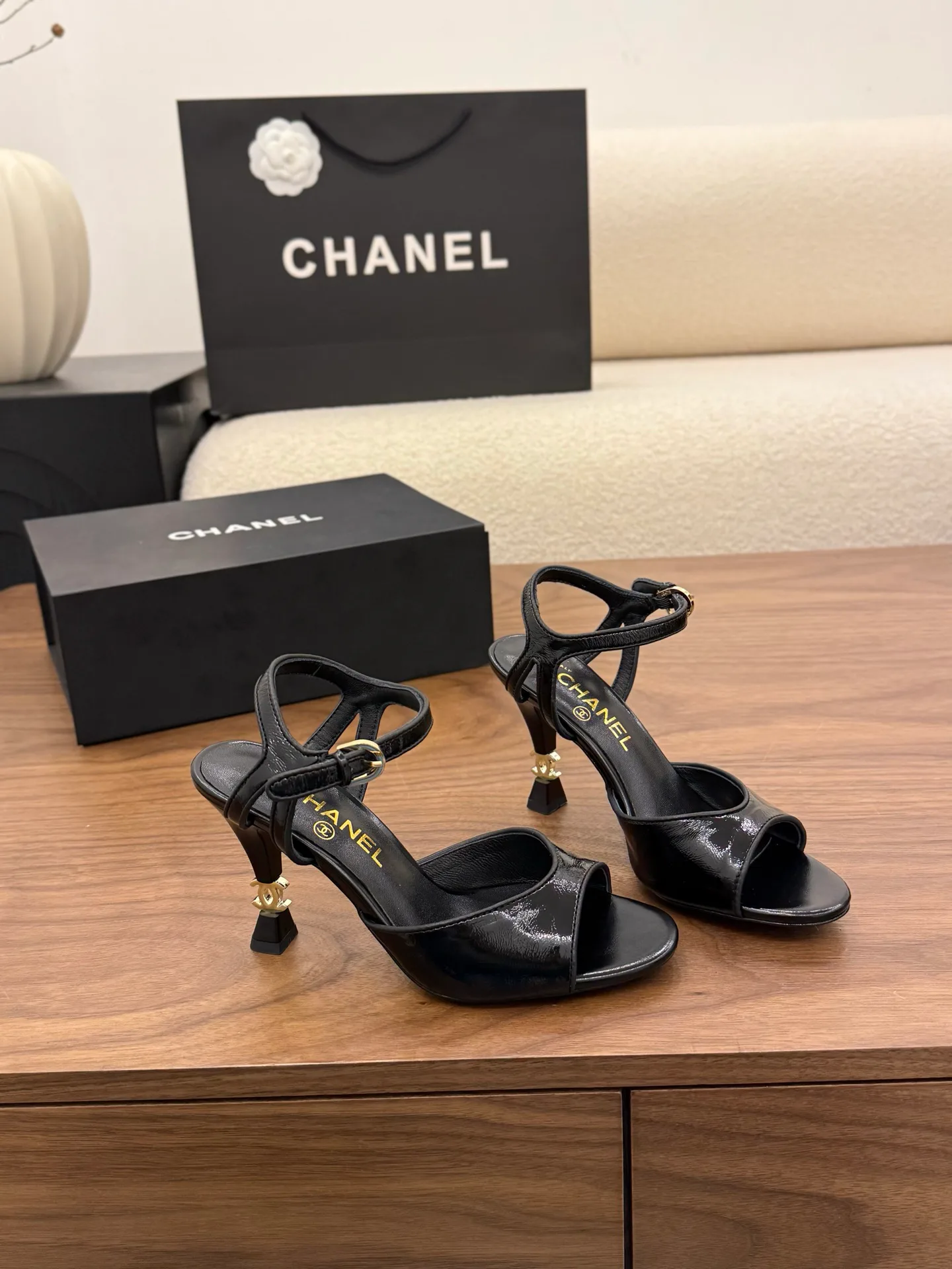 Туфли Женские Chanel 12589721