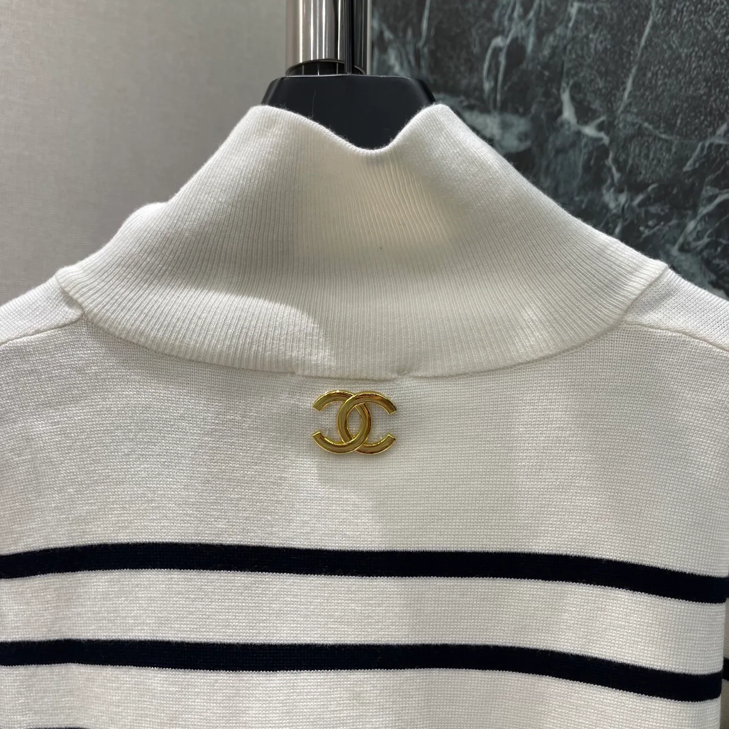 Джемперы И Свитеры Женские Chanel 19388516