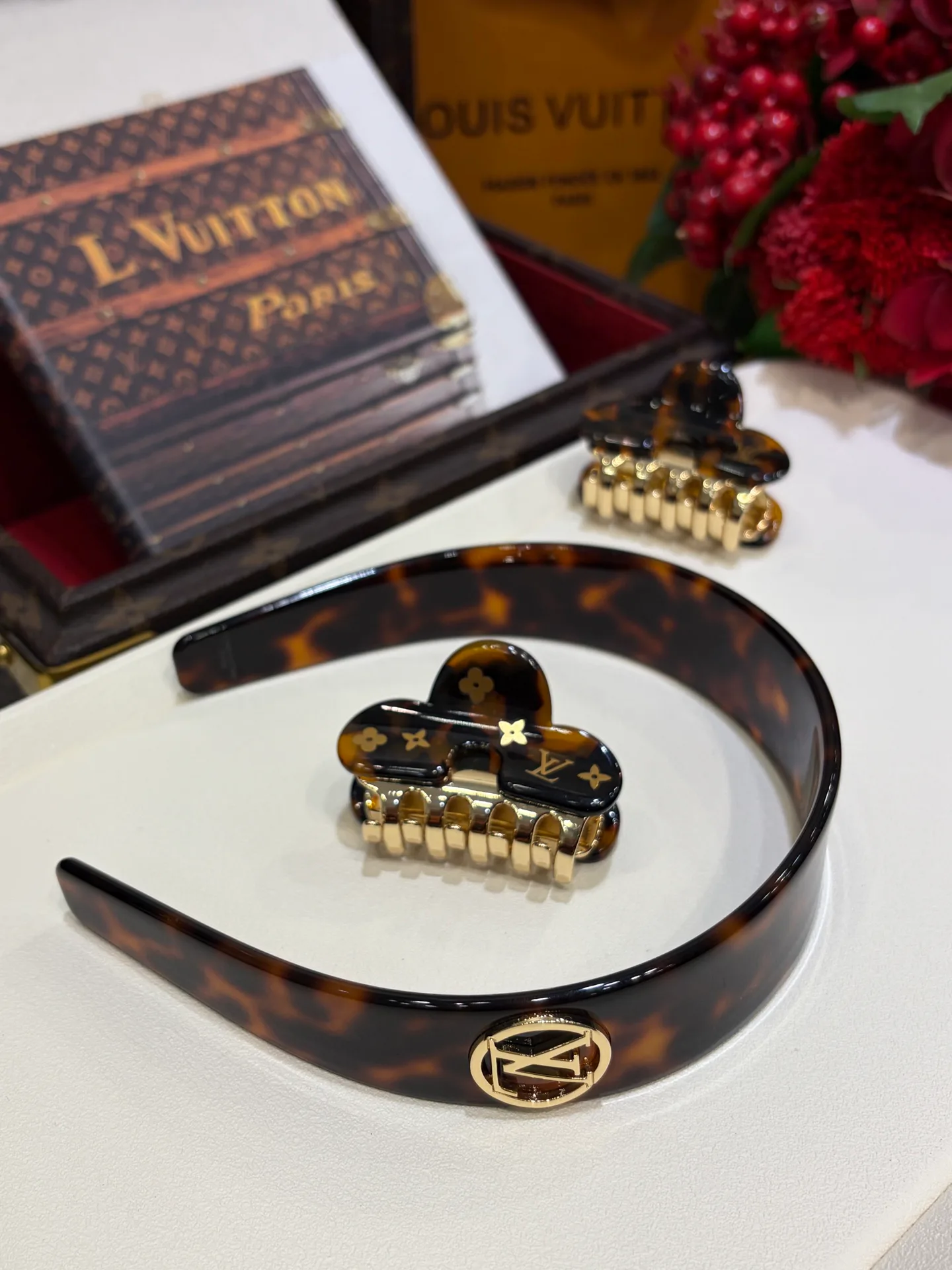 Головные Уборы Louis Vuitton 12760865