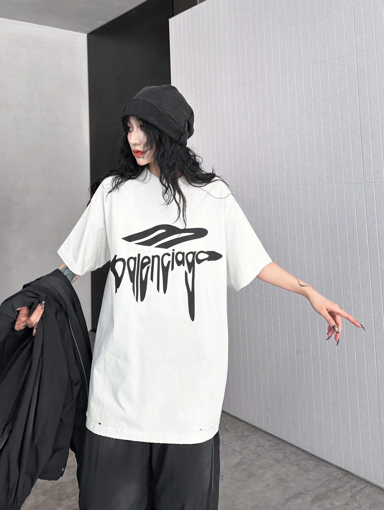 Футболки Женские Balenciaga 18501