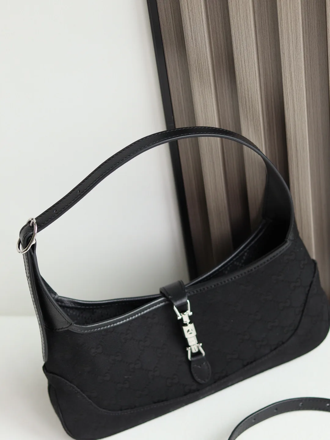 Классические Сумки Женские Gucci 11649339