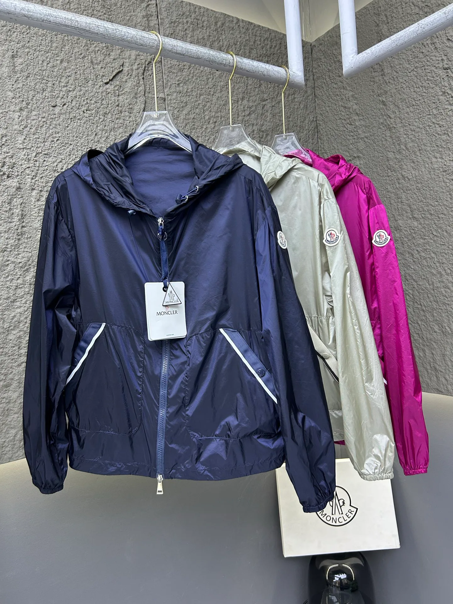 Куртки И Пуховики Женские Moncler 11666897