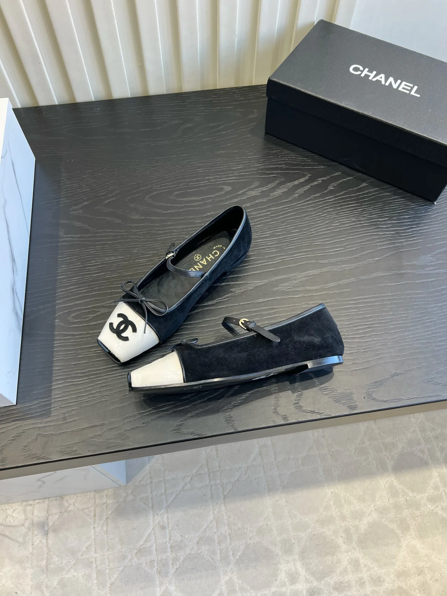 Туфли Женские Chanel 19075357