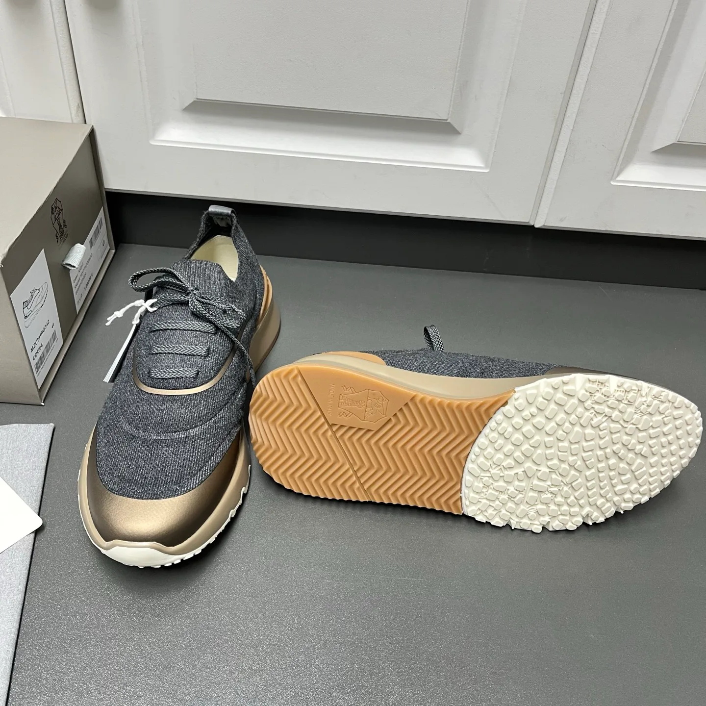 Кроссовки Мужские Brunello Cucinelli 18633752