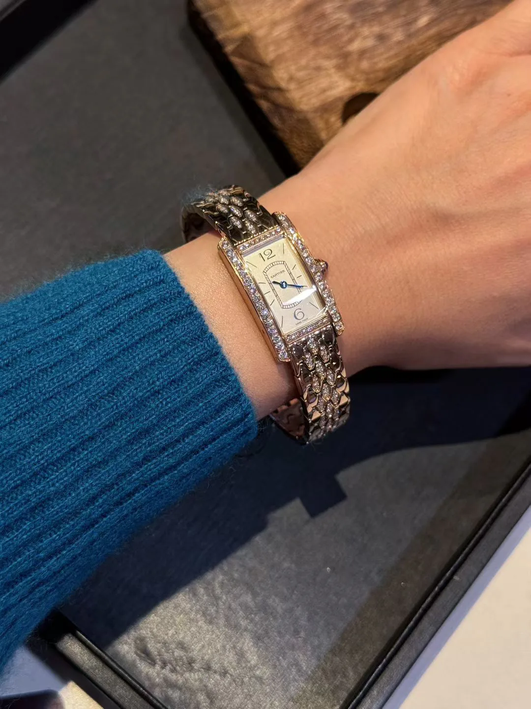 Часы Женские Cartier 17800706