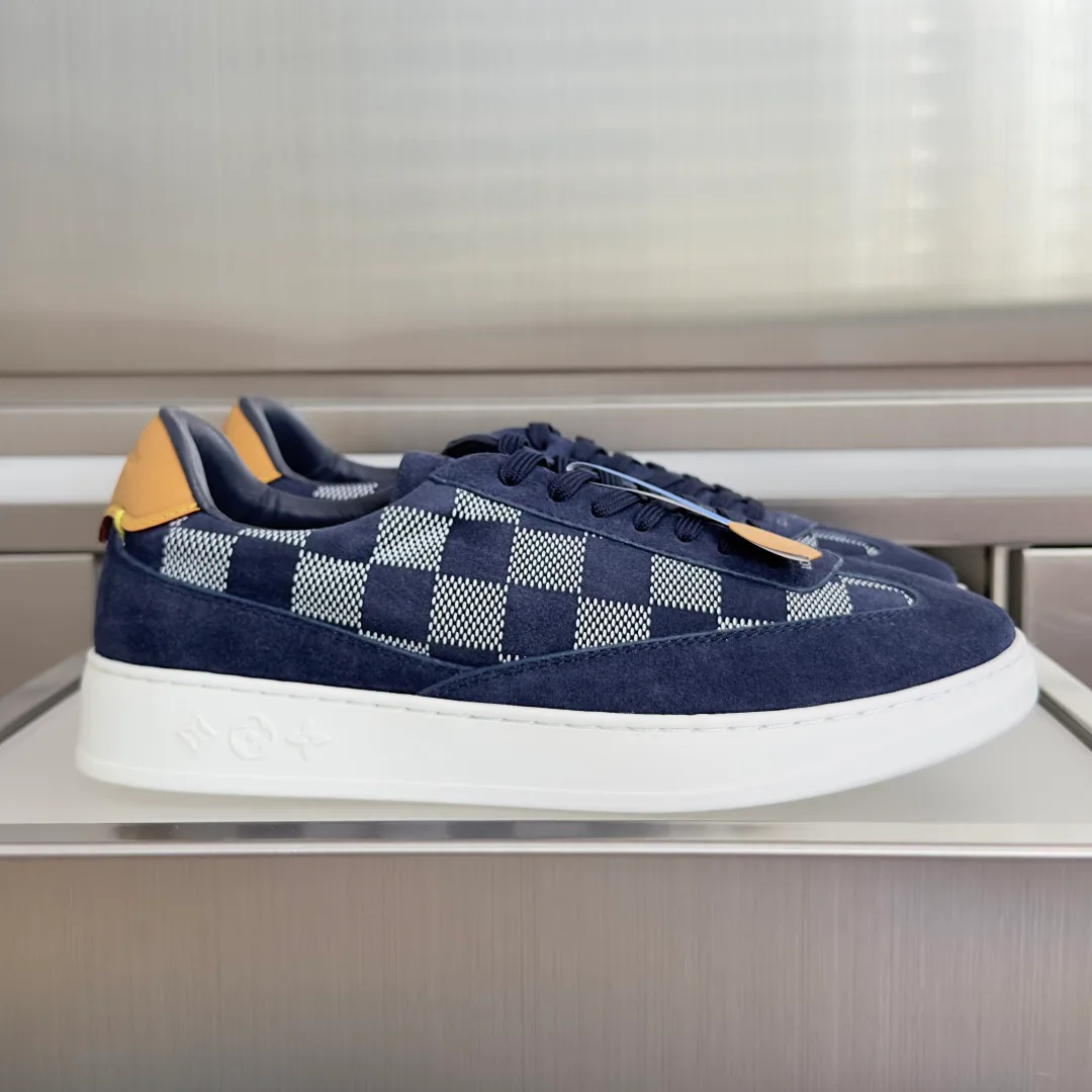 Кроссовки Женские Louis Vuitton 17910625