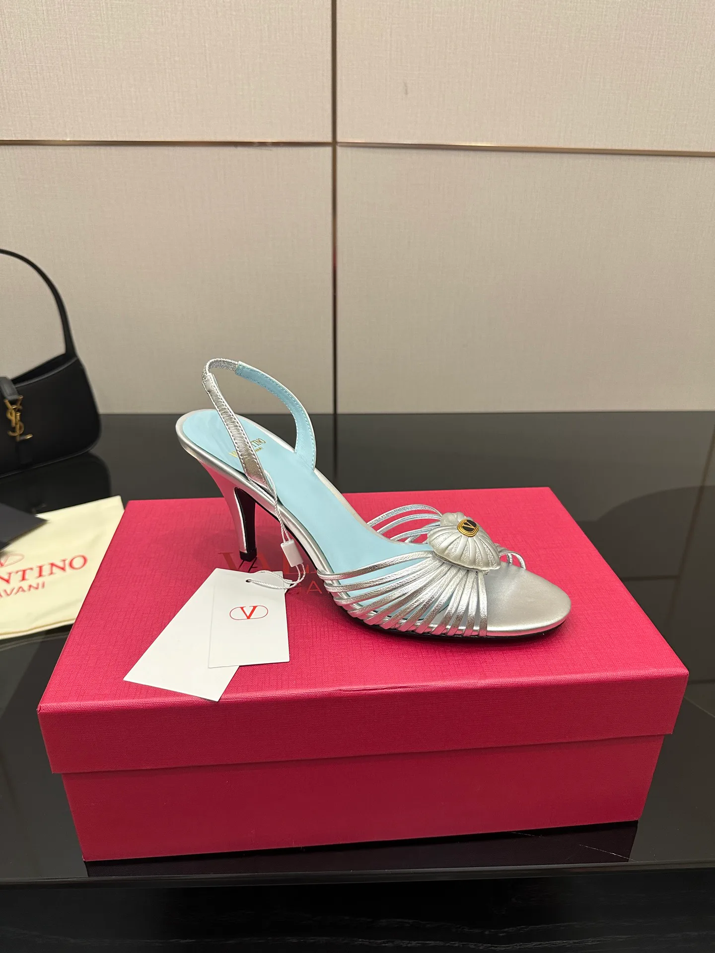 Босоножки Женские Valentino 95900