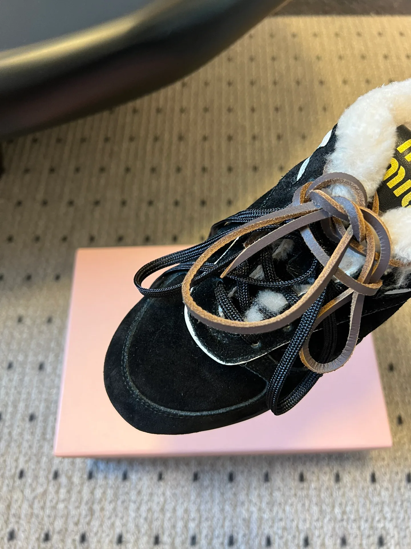 Кроссовки Женские Miu Miu 334574