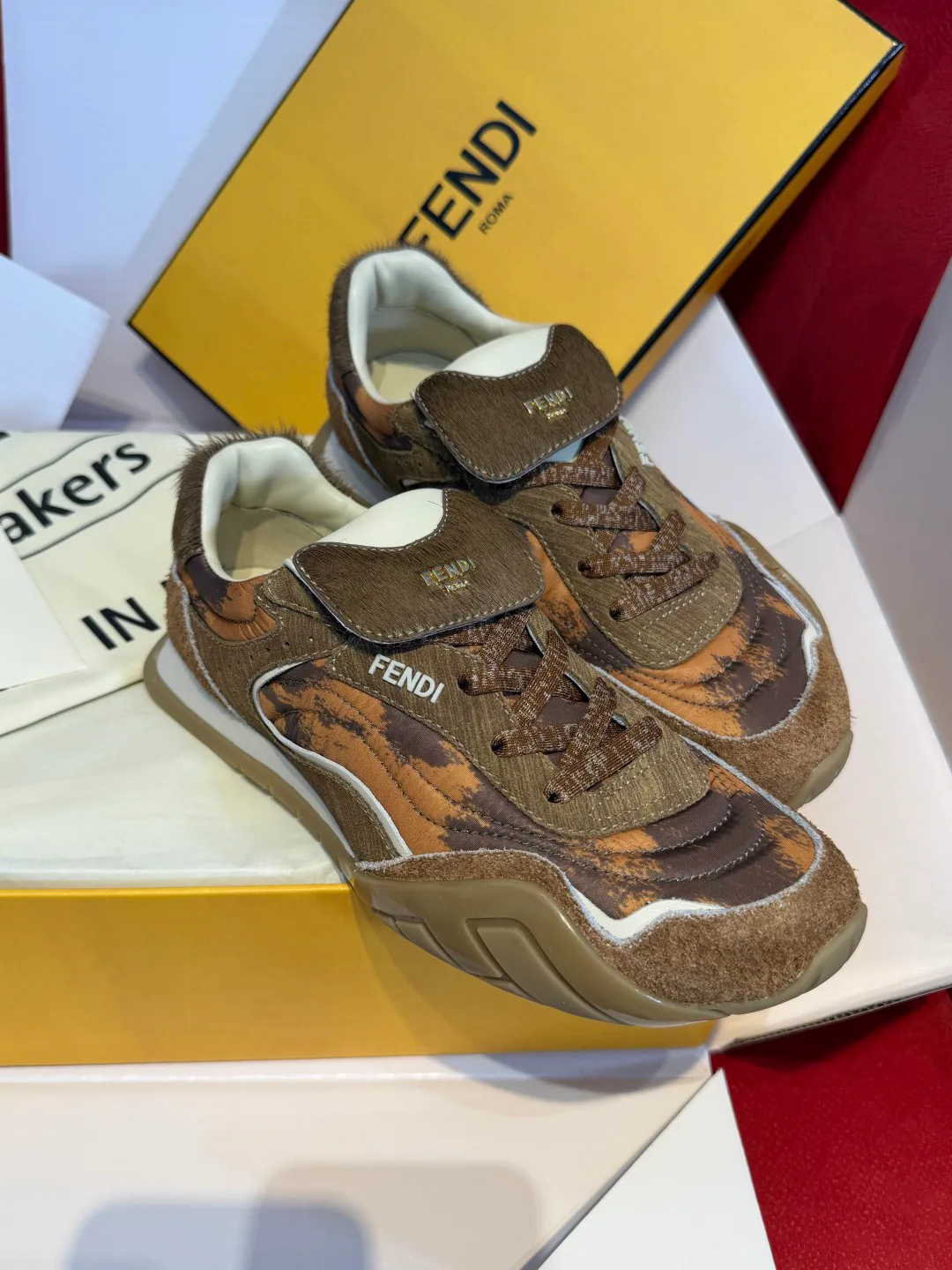 Кроссовки Женские Fendi 789650