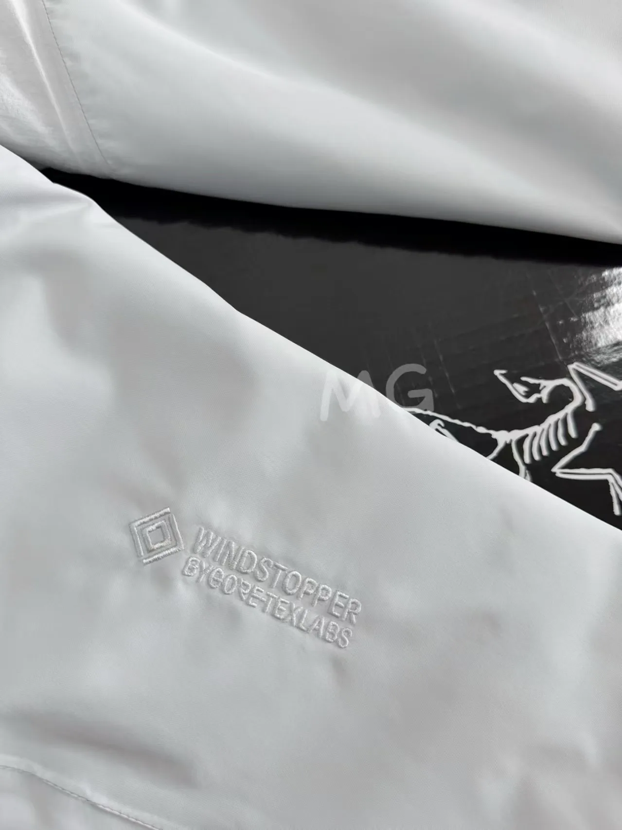 Куртки И Пуховики Женские Arcteryx 19260878