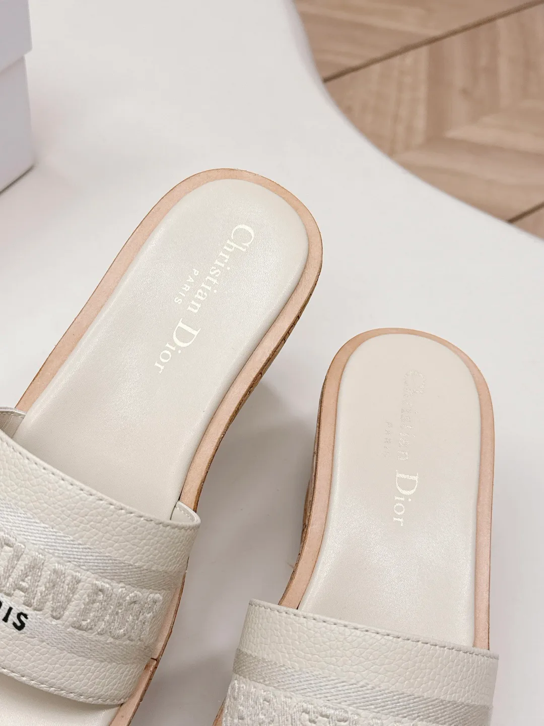 Босоножки Женские Christian Dior 11594971