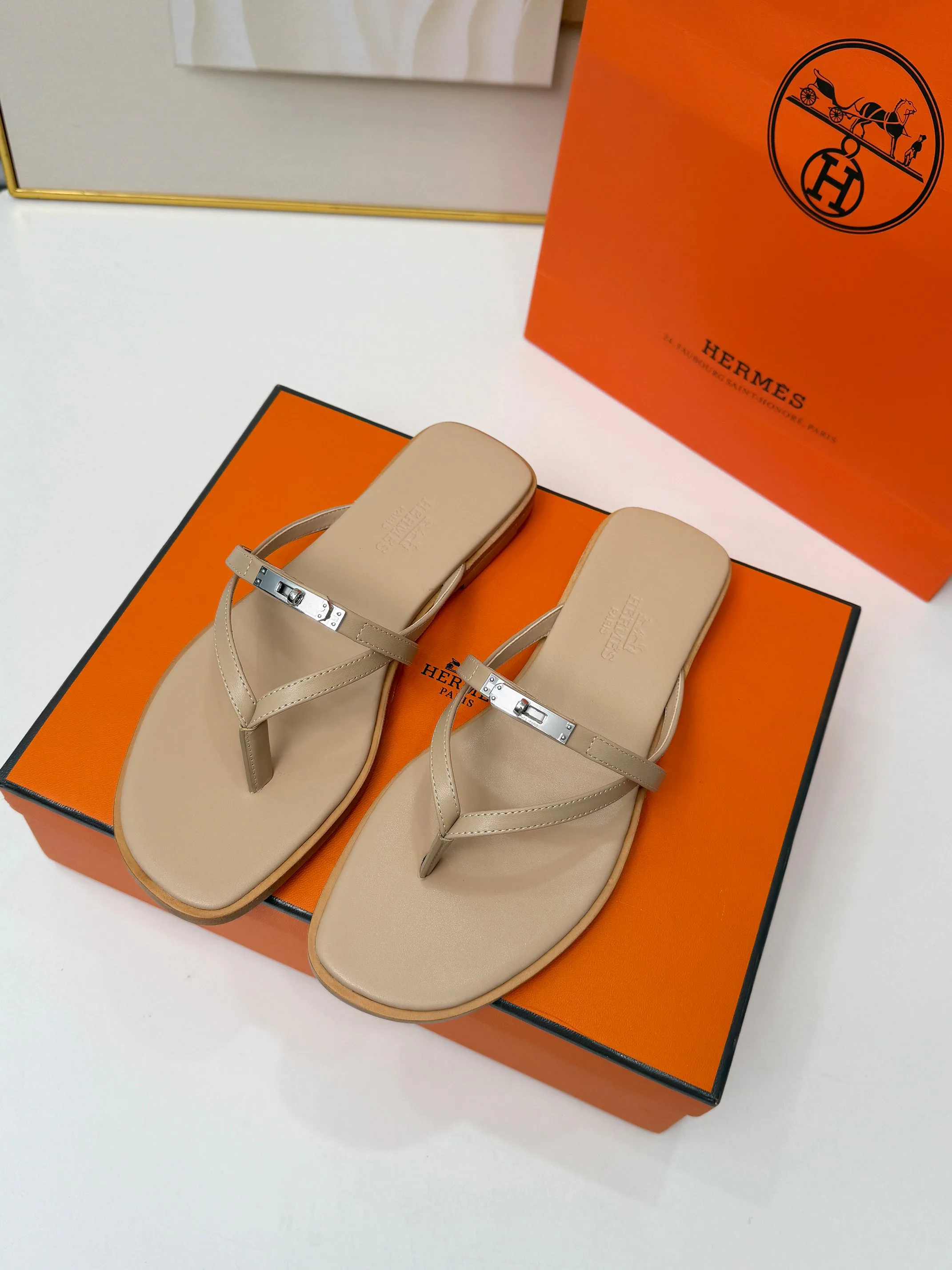 Шлепанцы Женские Hermes 11362075