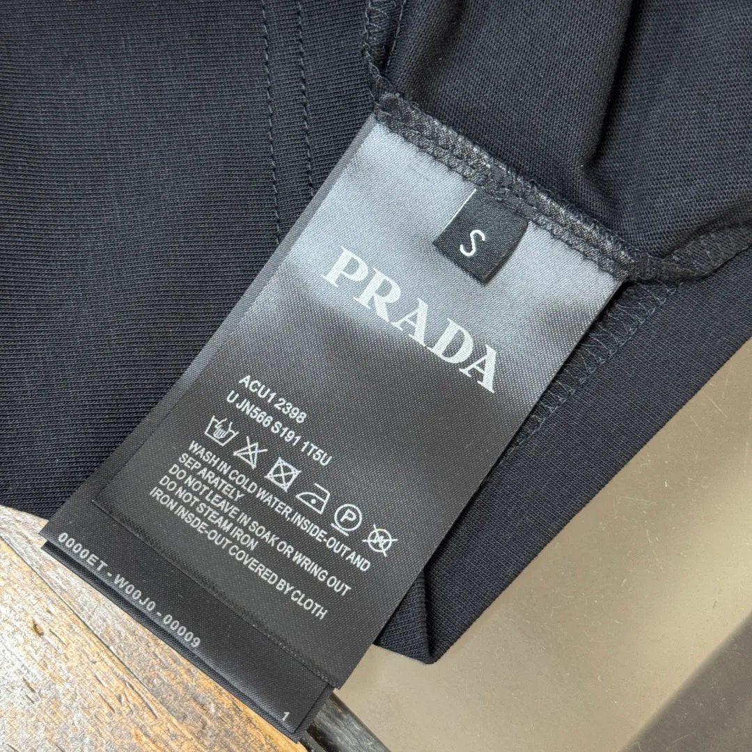 Футболки Женские Prada 10201322
