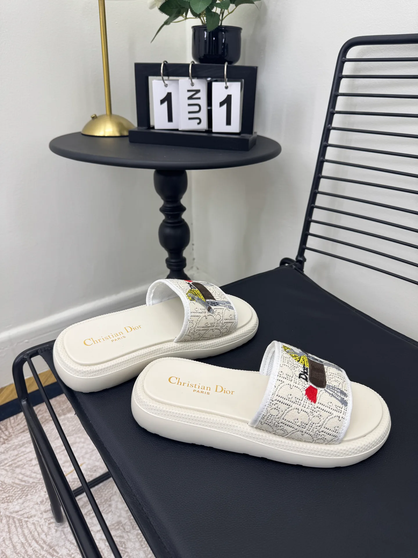 Шлепанцы Женские Christian Dior 11674066