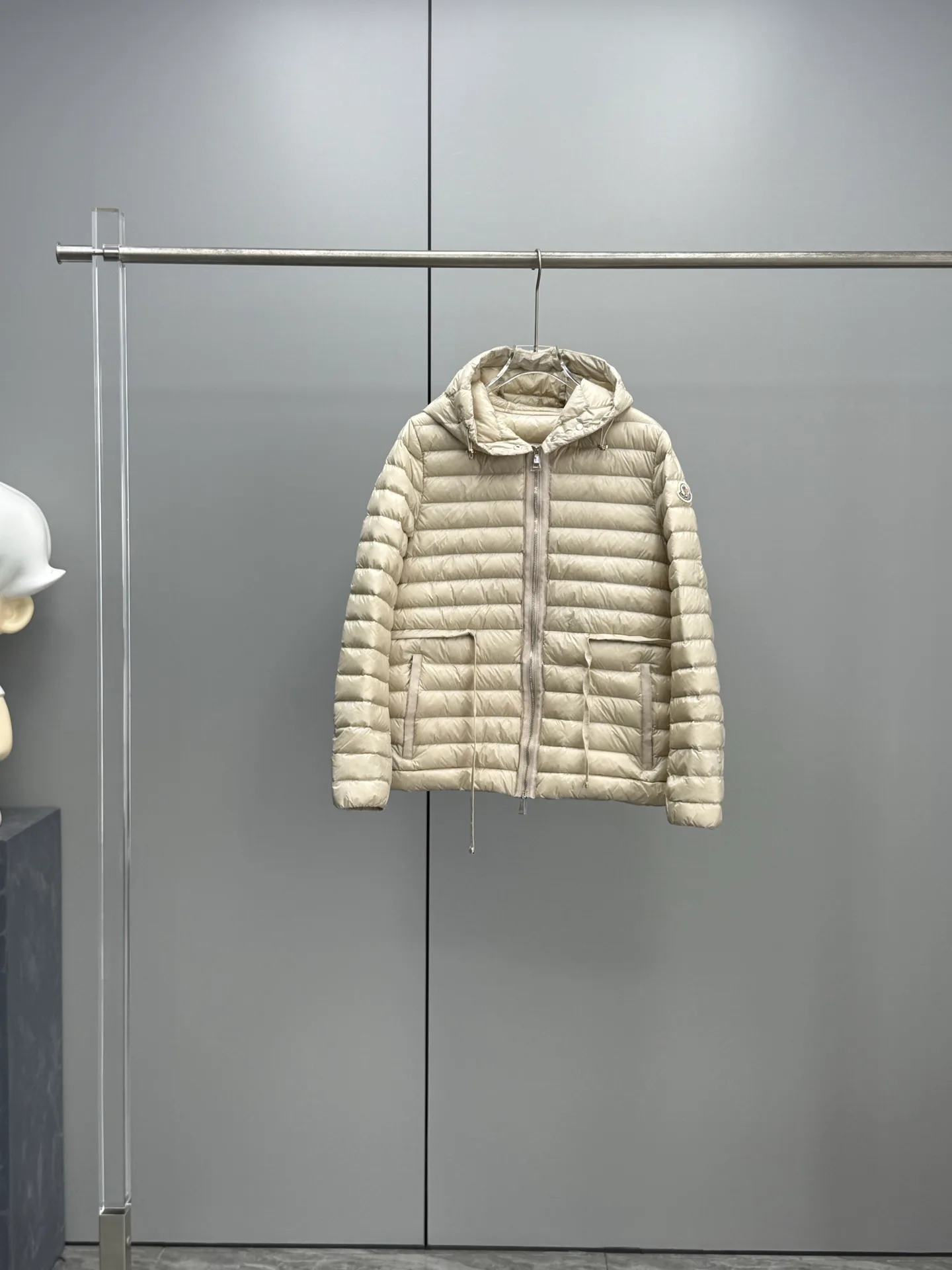 Куртки И Пуховики Женские Moncler 18017036