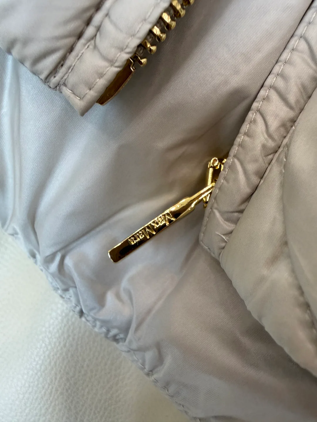 Куртки И Пуховики Женские Max Mara 17917337