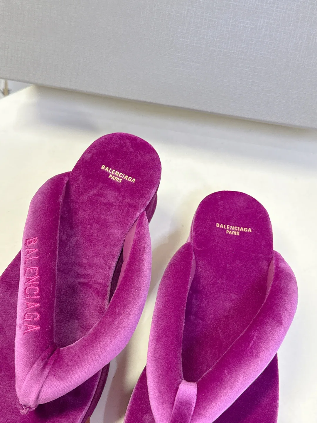 Шлепанцы Женские Balenciaga 14709513