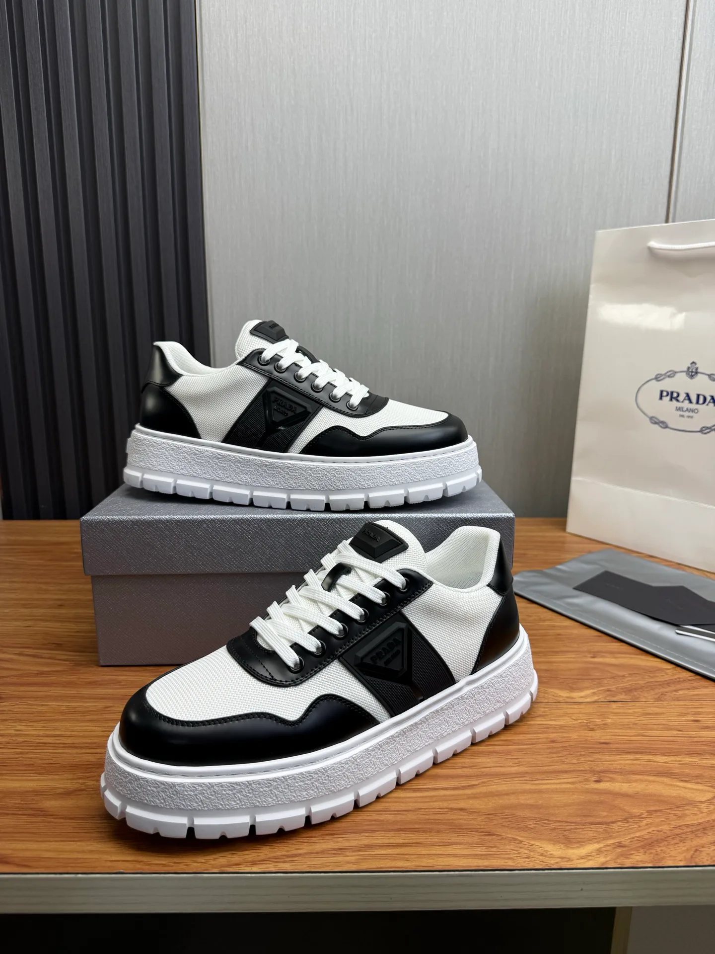 Лоферы И Туфли Мужские Prada 13537380