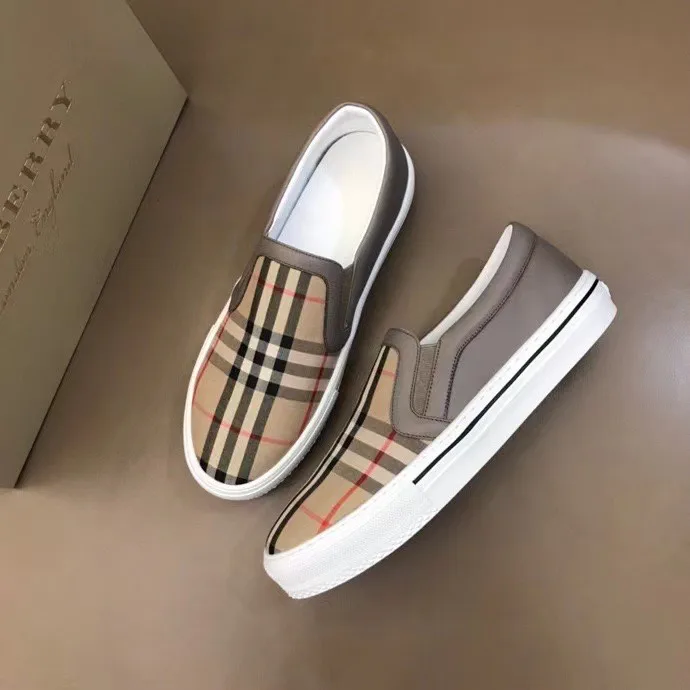 Кроссовки Мужские Burberry 18744108