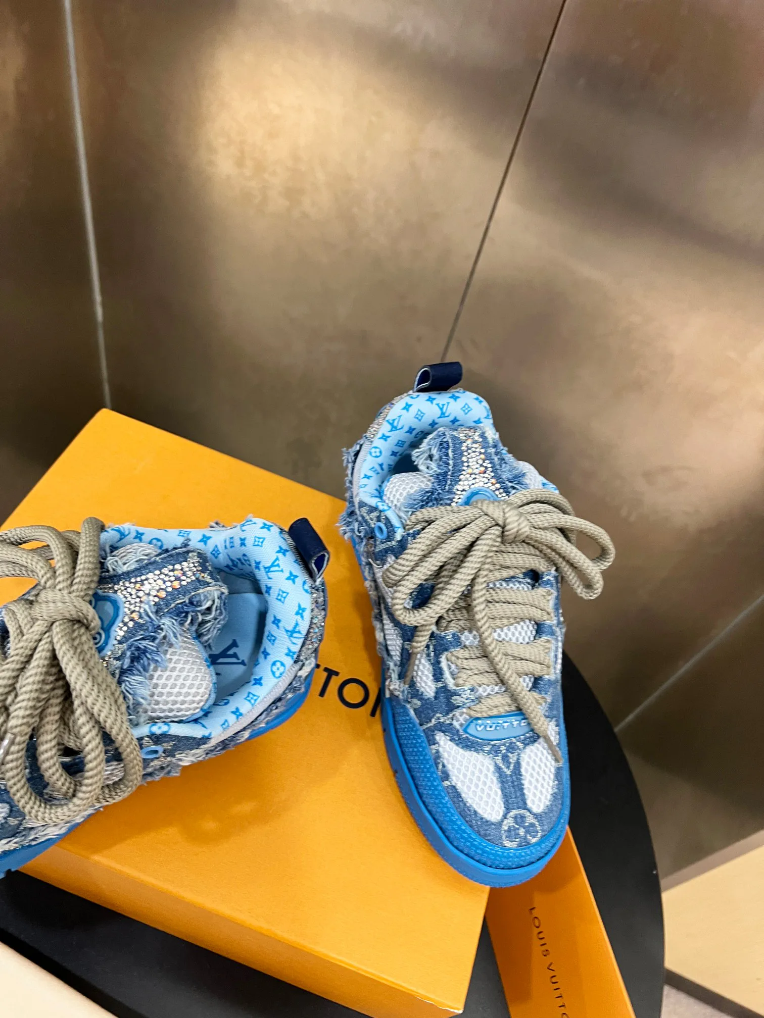 Кроссовки Мужские Louis Vuitton 9957