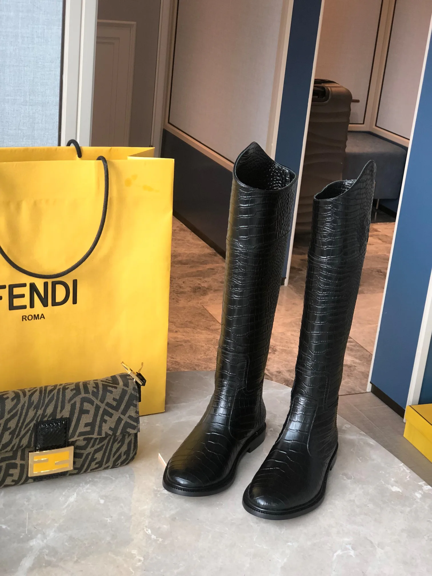 Сапоги Женские Fendi 4897
