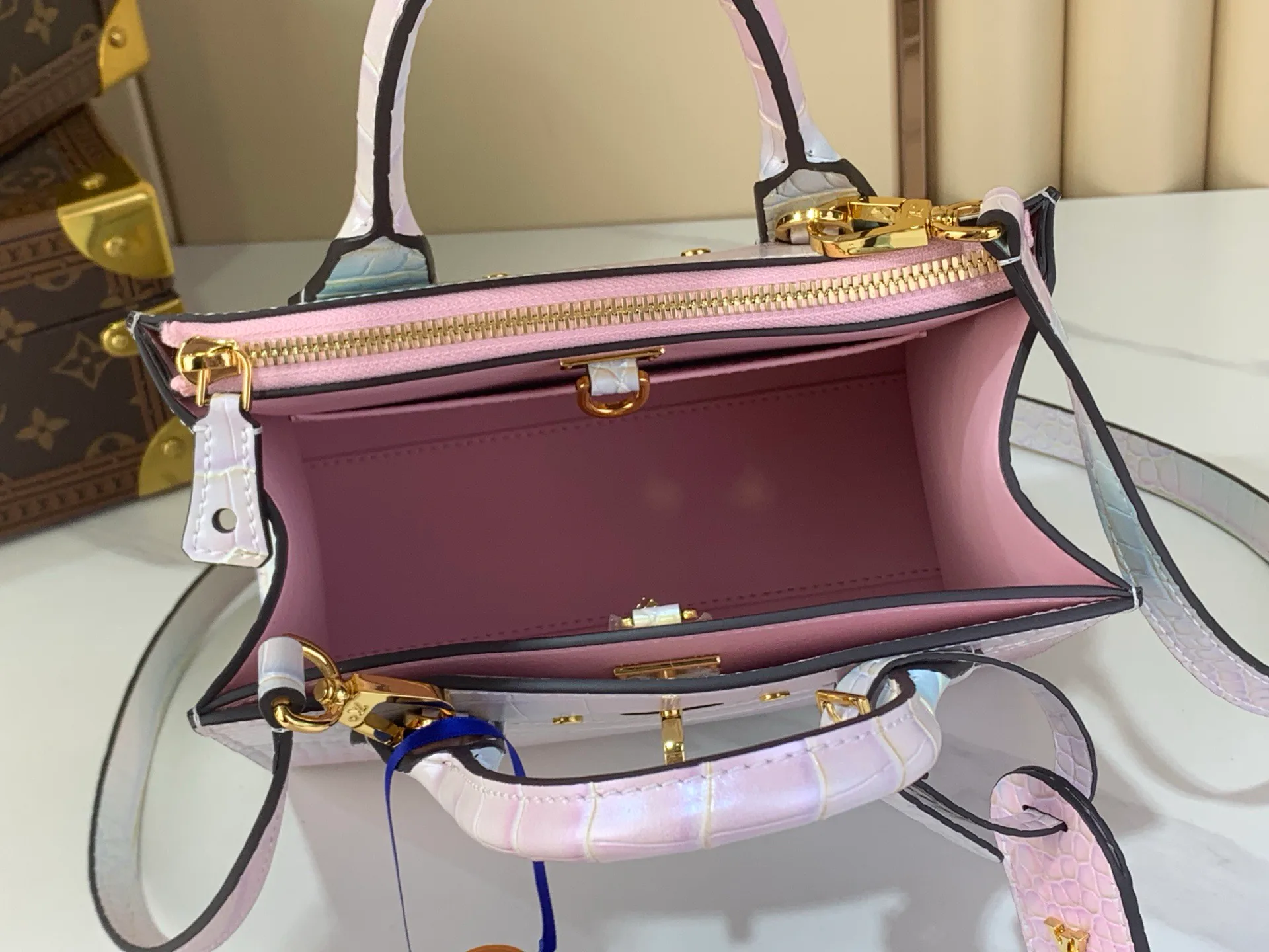 Классические Сумки Женские Louis Vuitton 5904537