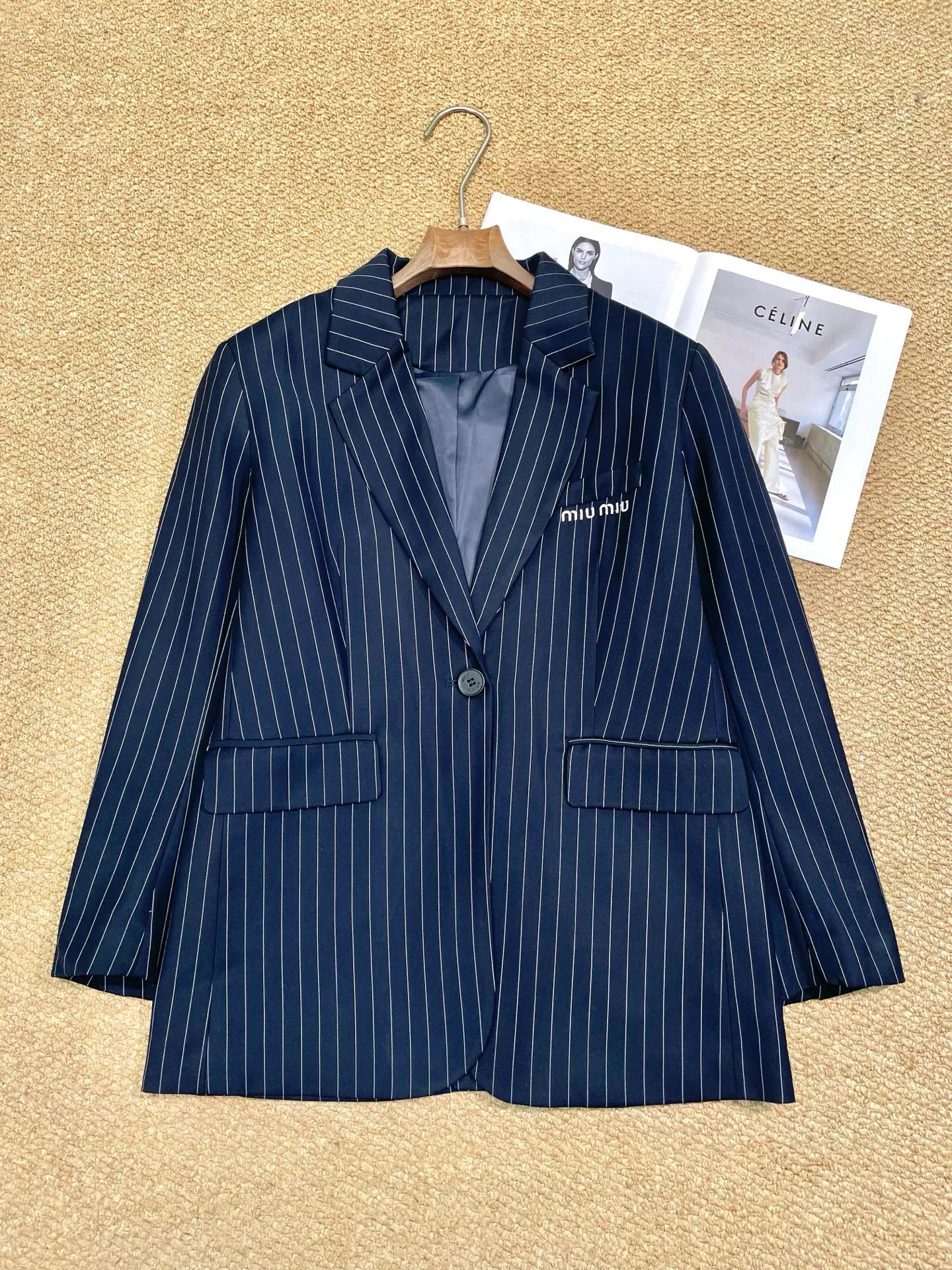 Куртки И Пуховики Женские Miu Miu 107619