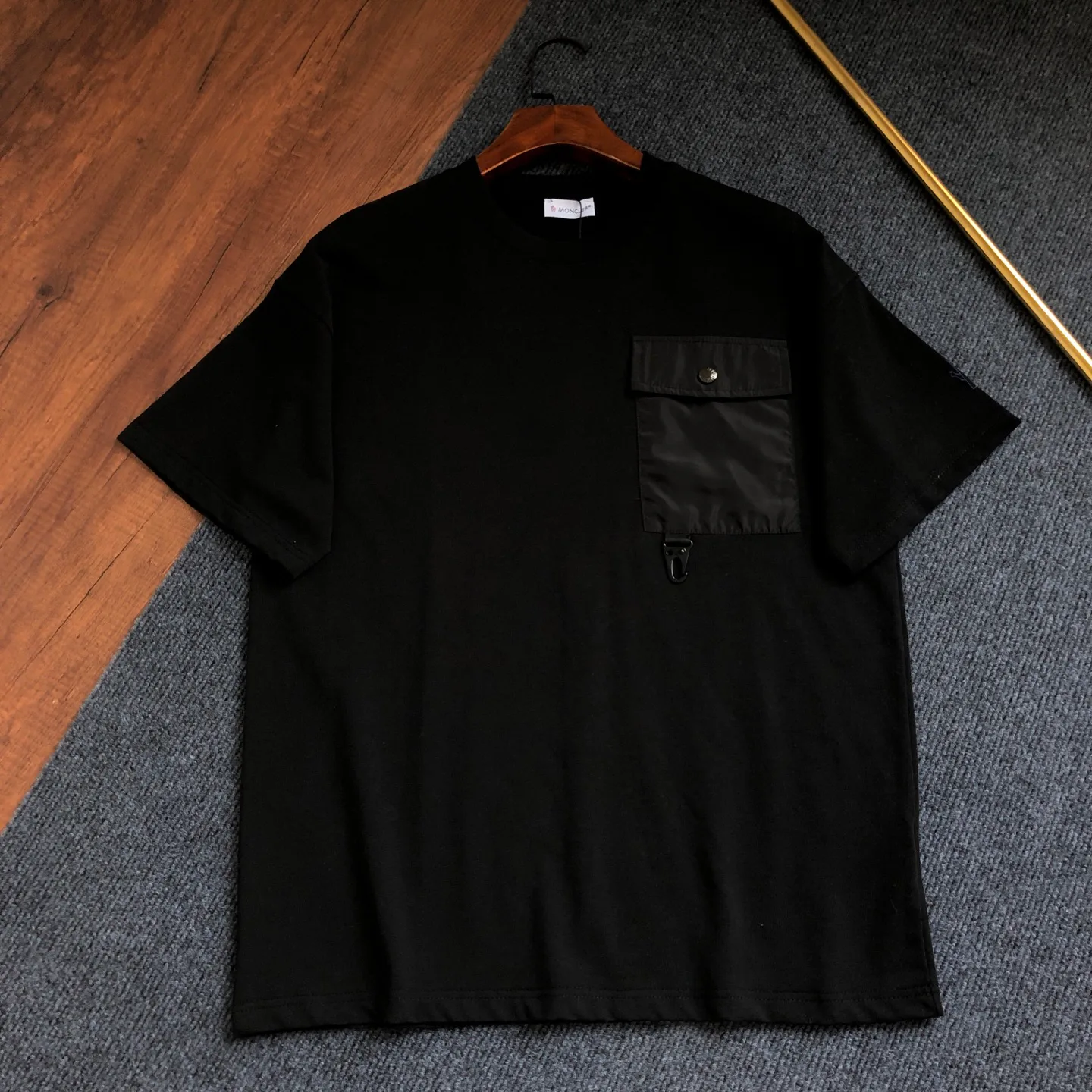 Футболки Женские Moncler 10937976