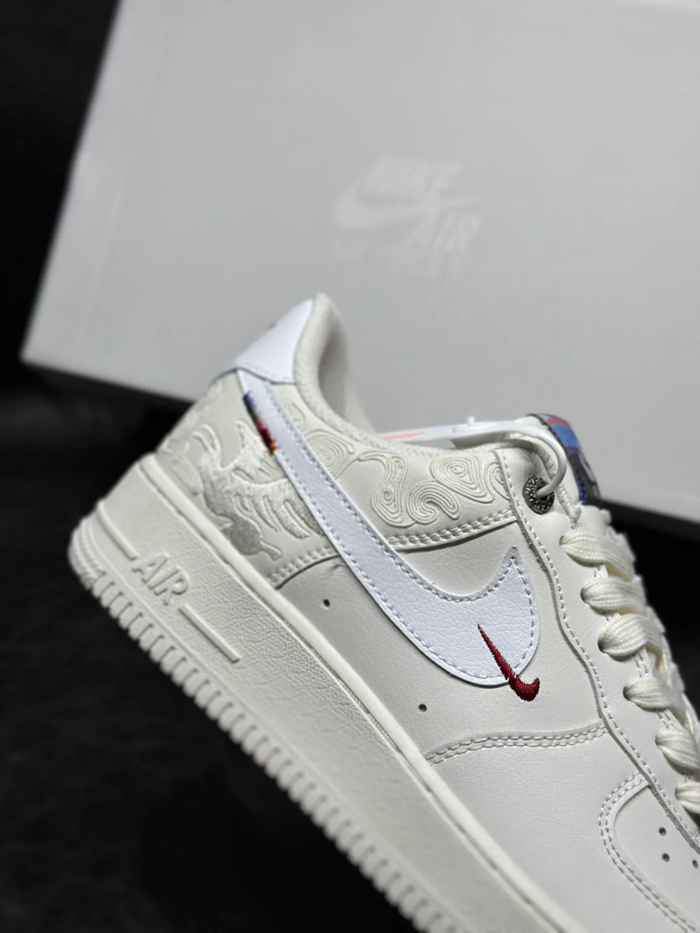 Кроссовки Женские Nike 846374