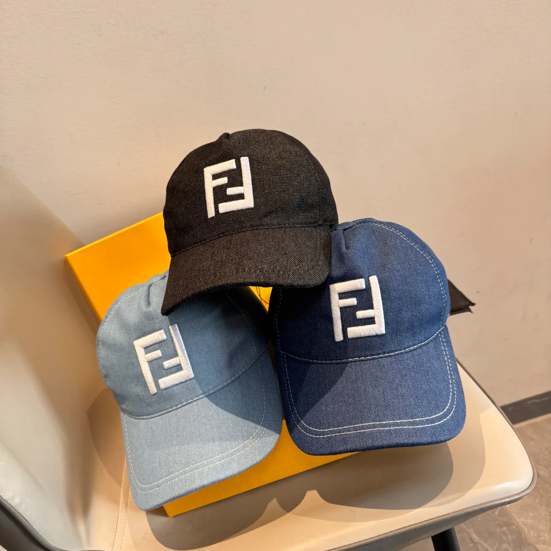 Головные Уборы Fendi 17515243