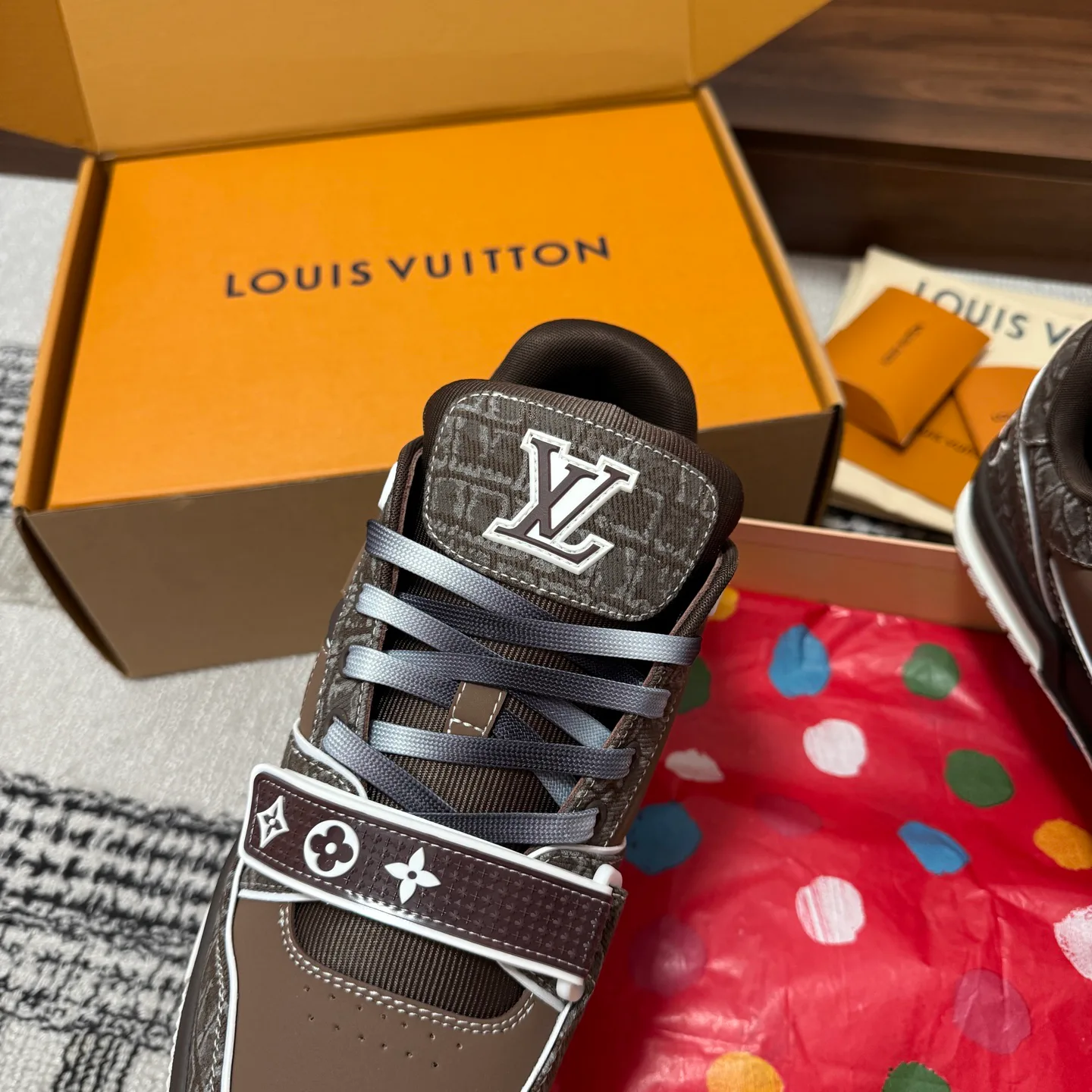 Кроссовки Женские Louis Vuitton 1483880