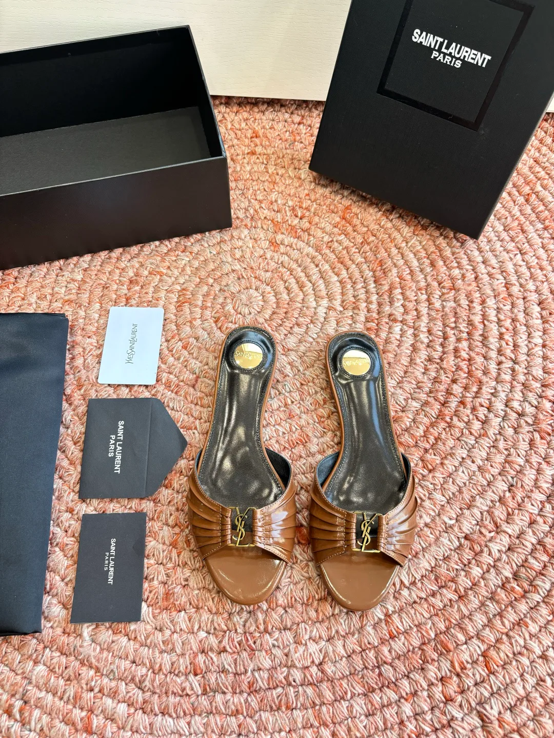 Шлепанцы Женские Saint Laurent 11599267