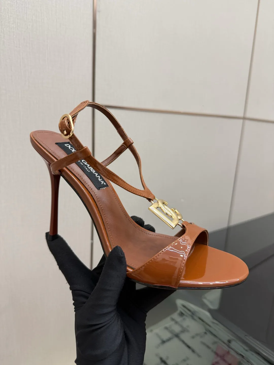 Босоножки Женские Dolce & Gabbana 18335954