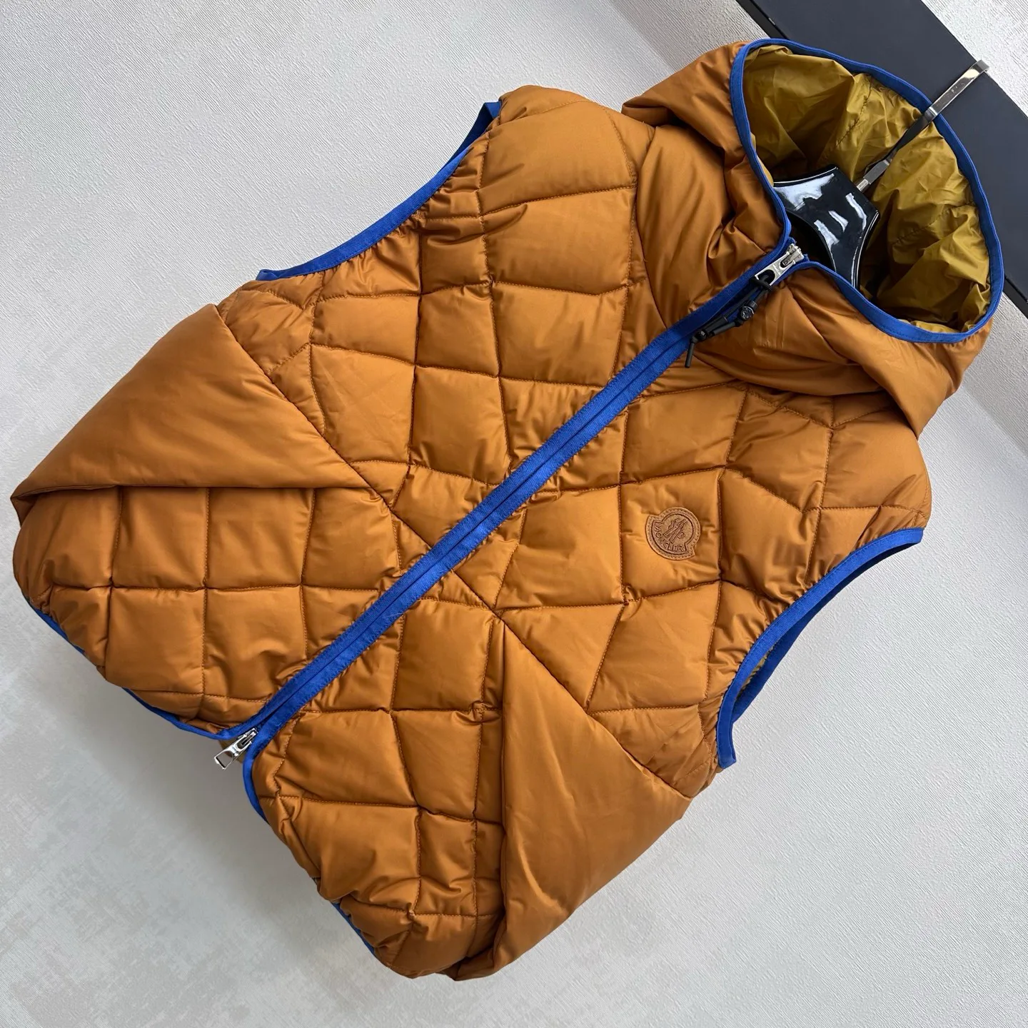 Жилеты Женские Moncler 18480677