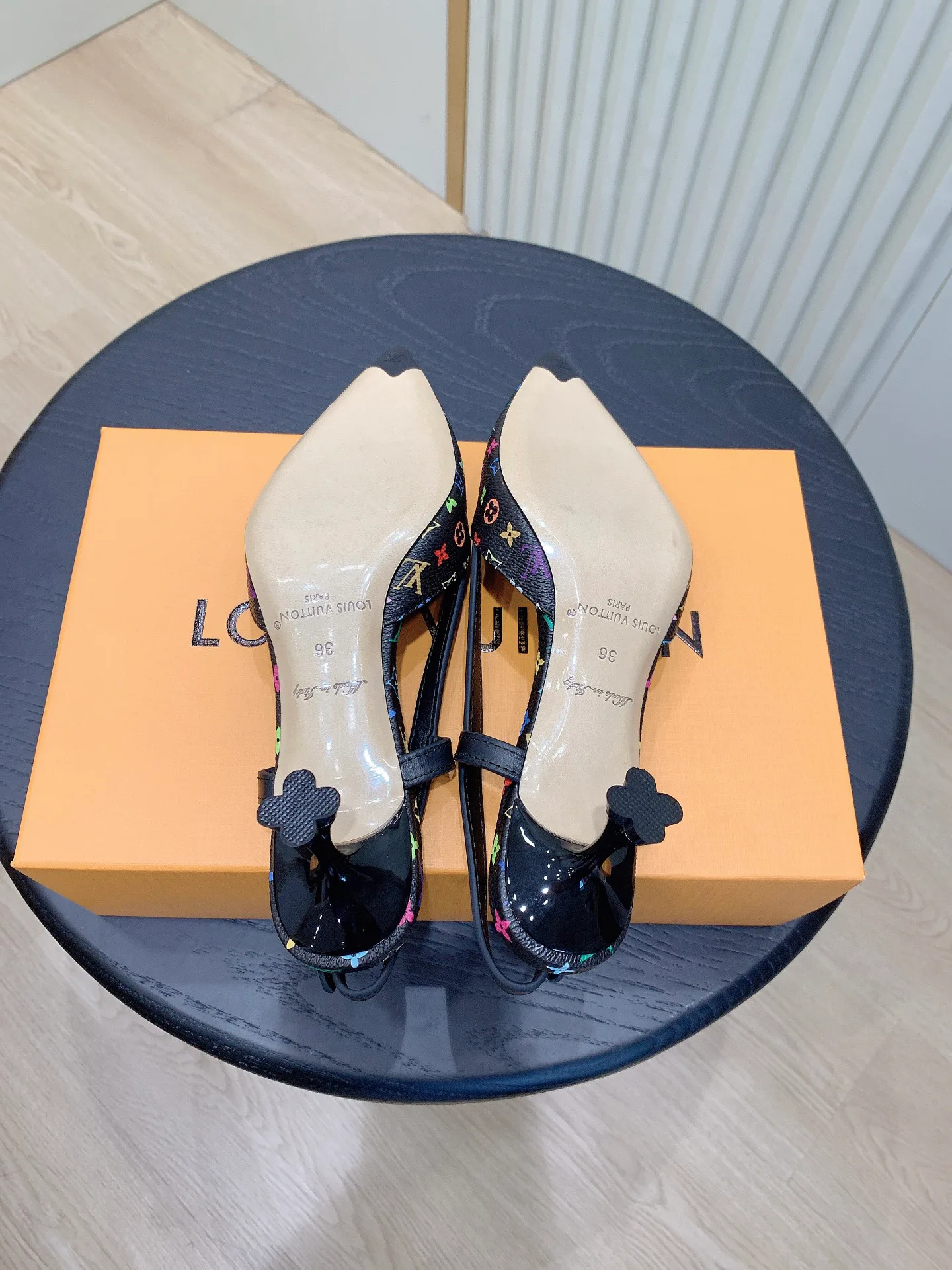 Туфли Женские Louis Vuitton 1834455