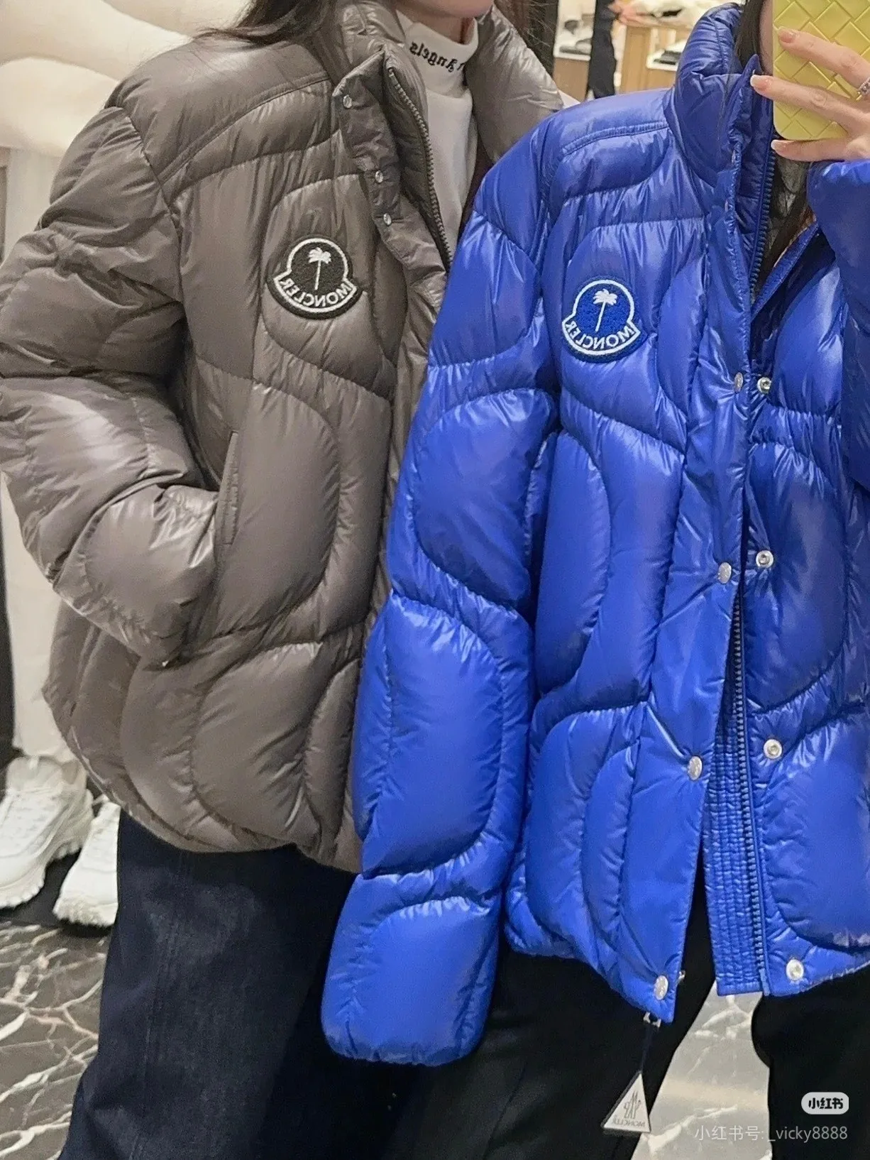 Куртки И Пуховики Женские Moncler 18044436