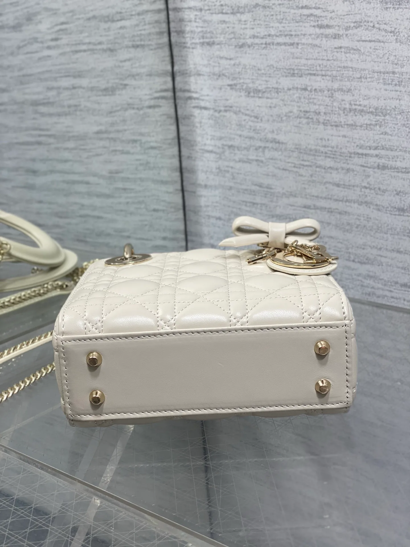 Классические Сумки Женские Christian Dior 17601469
