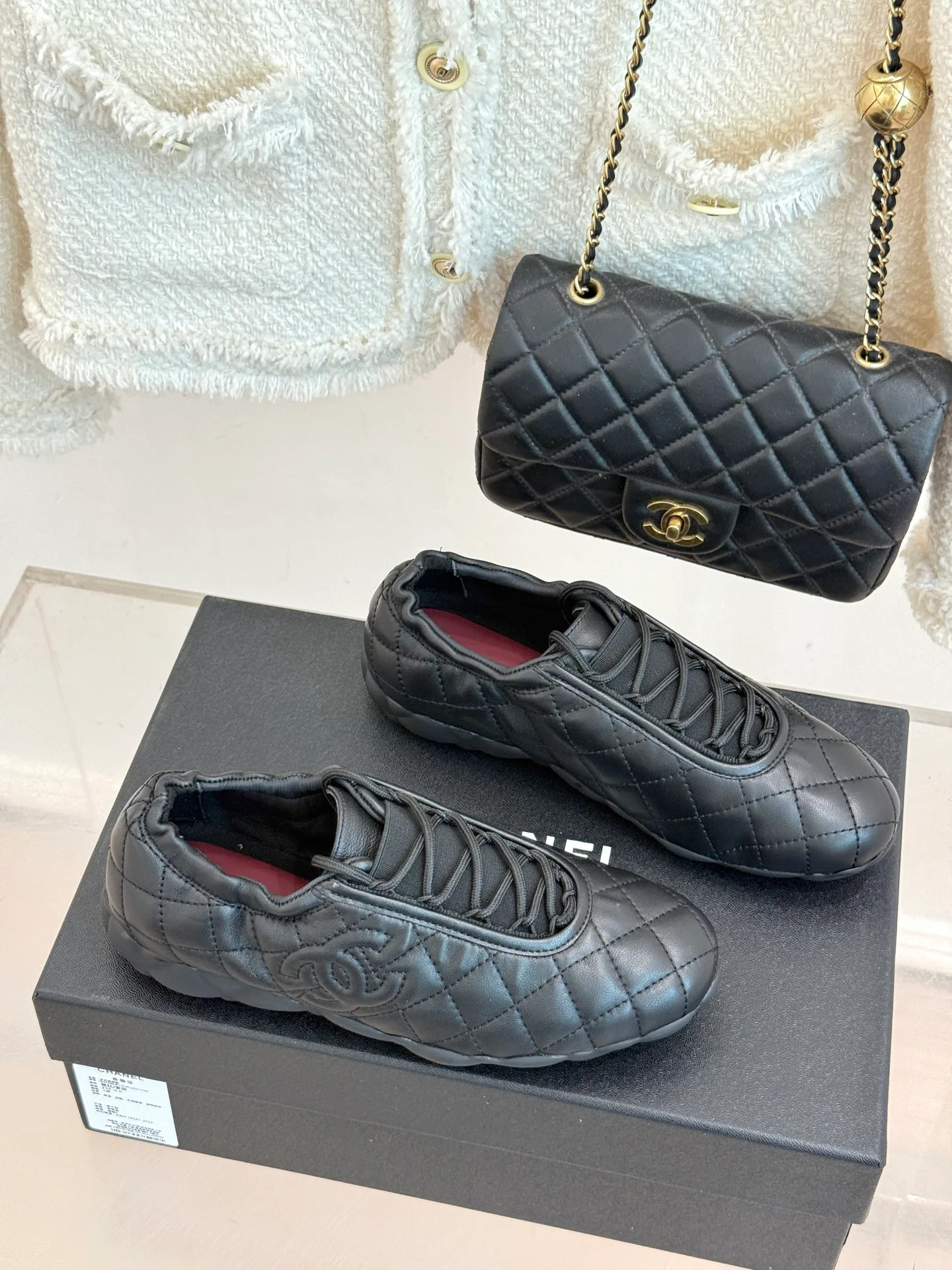 Кроссовки Женские Chanel 19208423