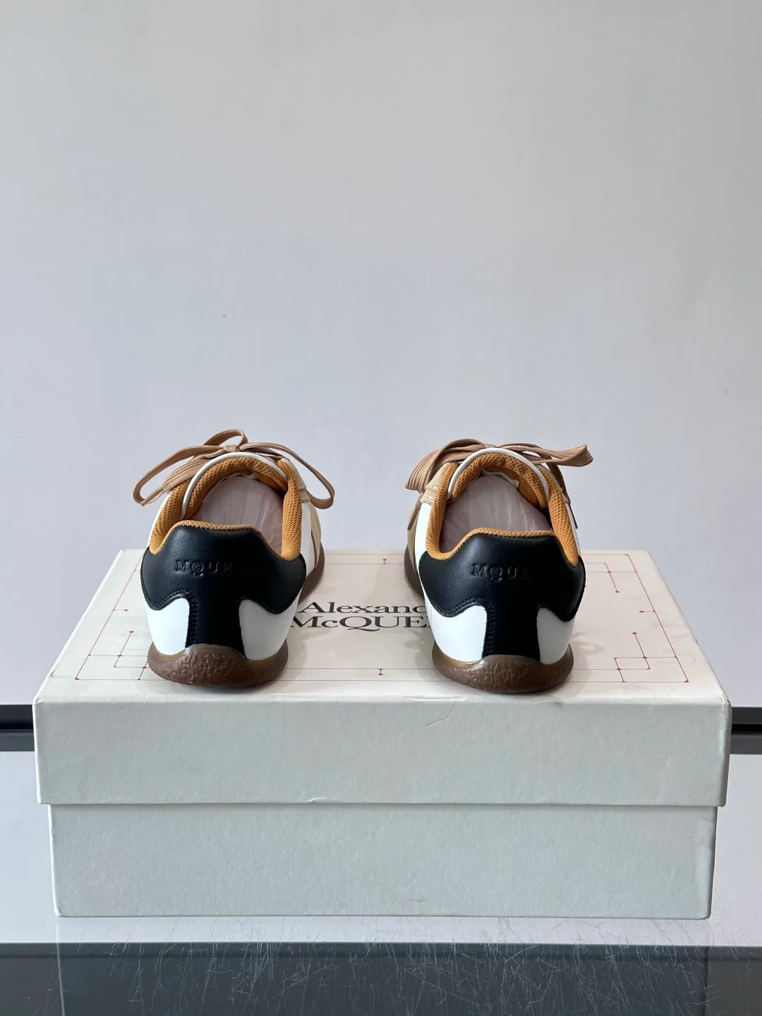 Кроссовки Женские Alexander Mcqueen 11170723