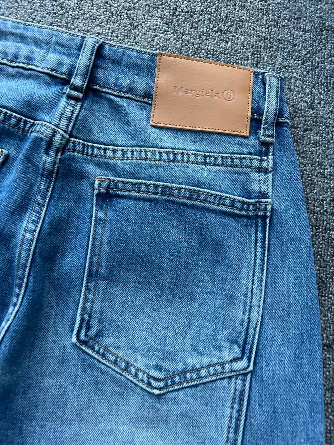 Джинсы Женские Maison Margiela 5011