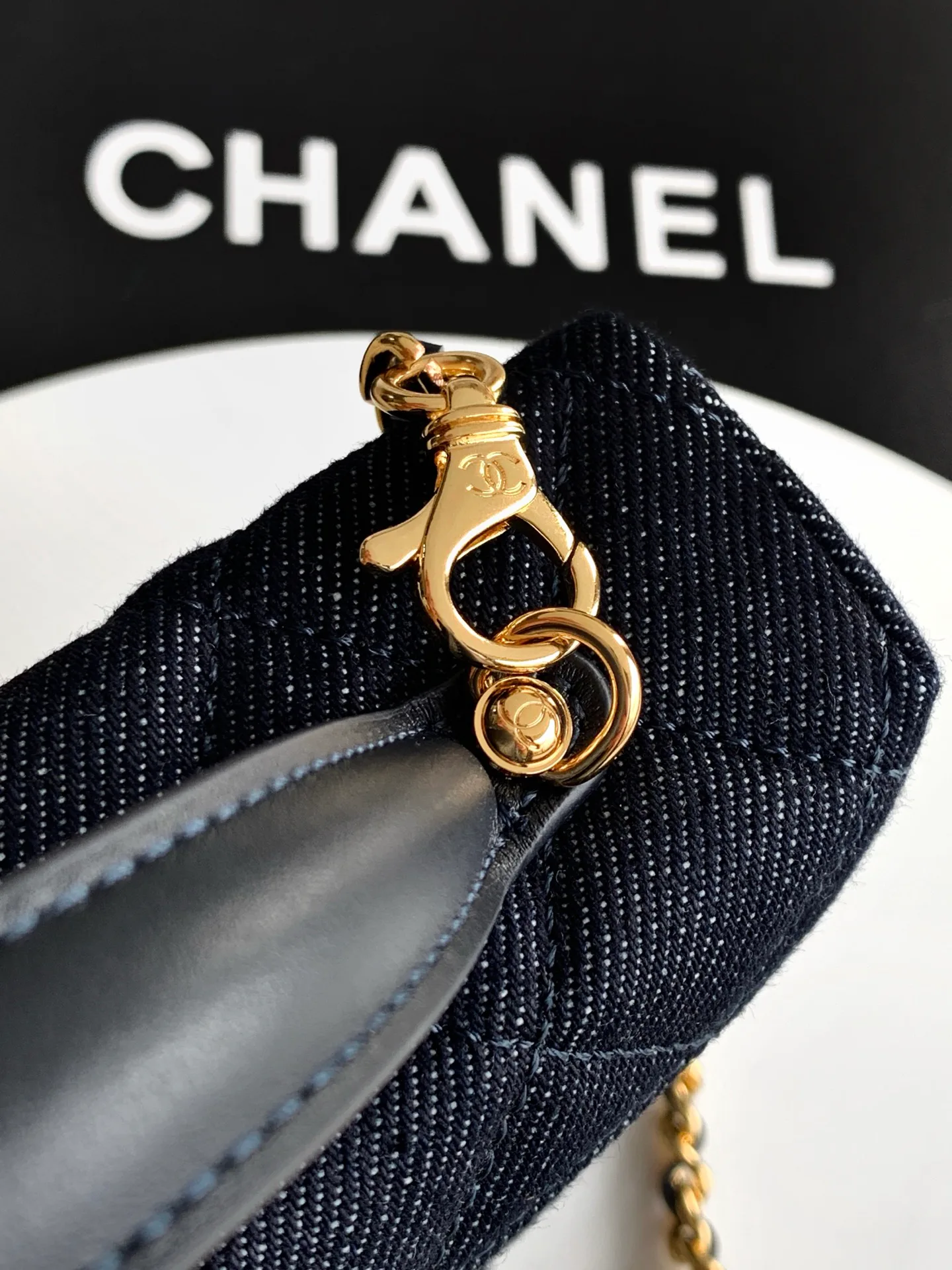 Сумки На Ремне Женские Chanel 13369836