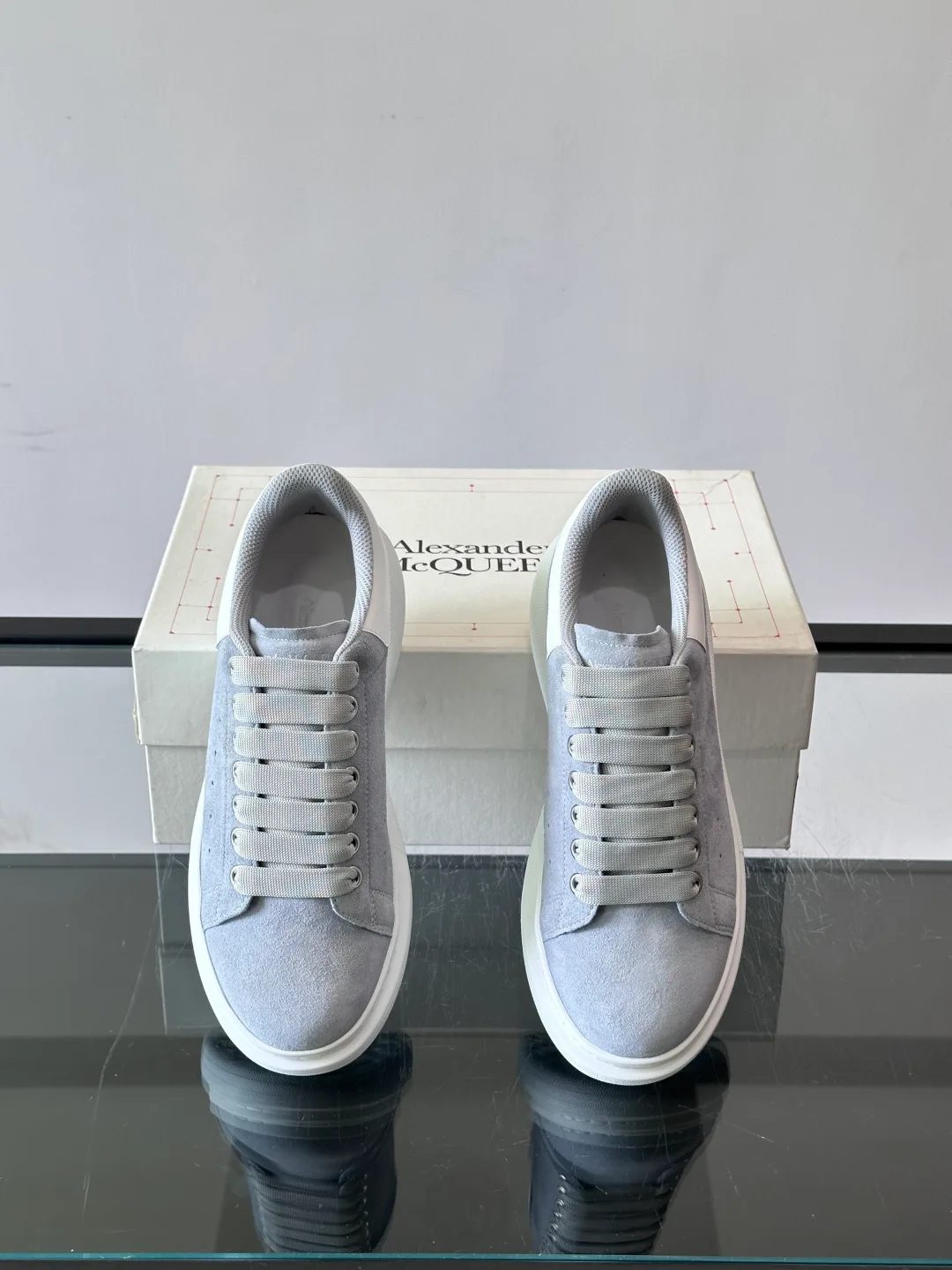 Кроссовки Женские Alexander Mcqueen 17447546