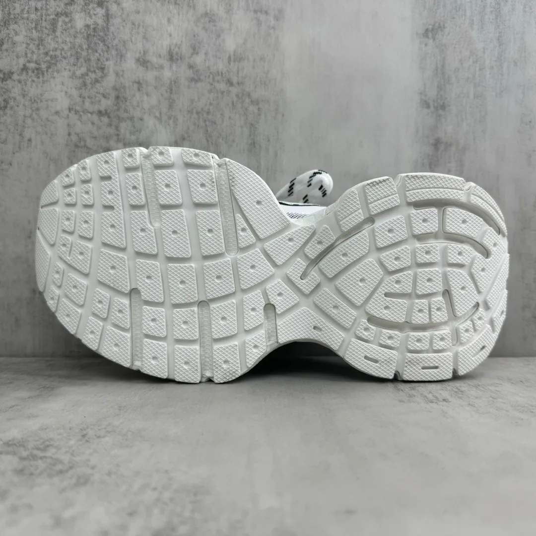Кроссовки Женские Balenciaga 11102645