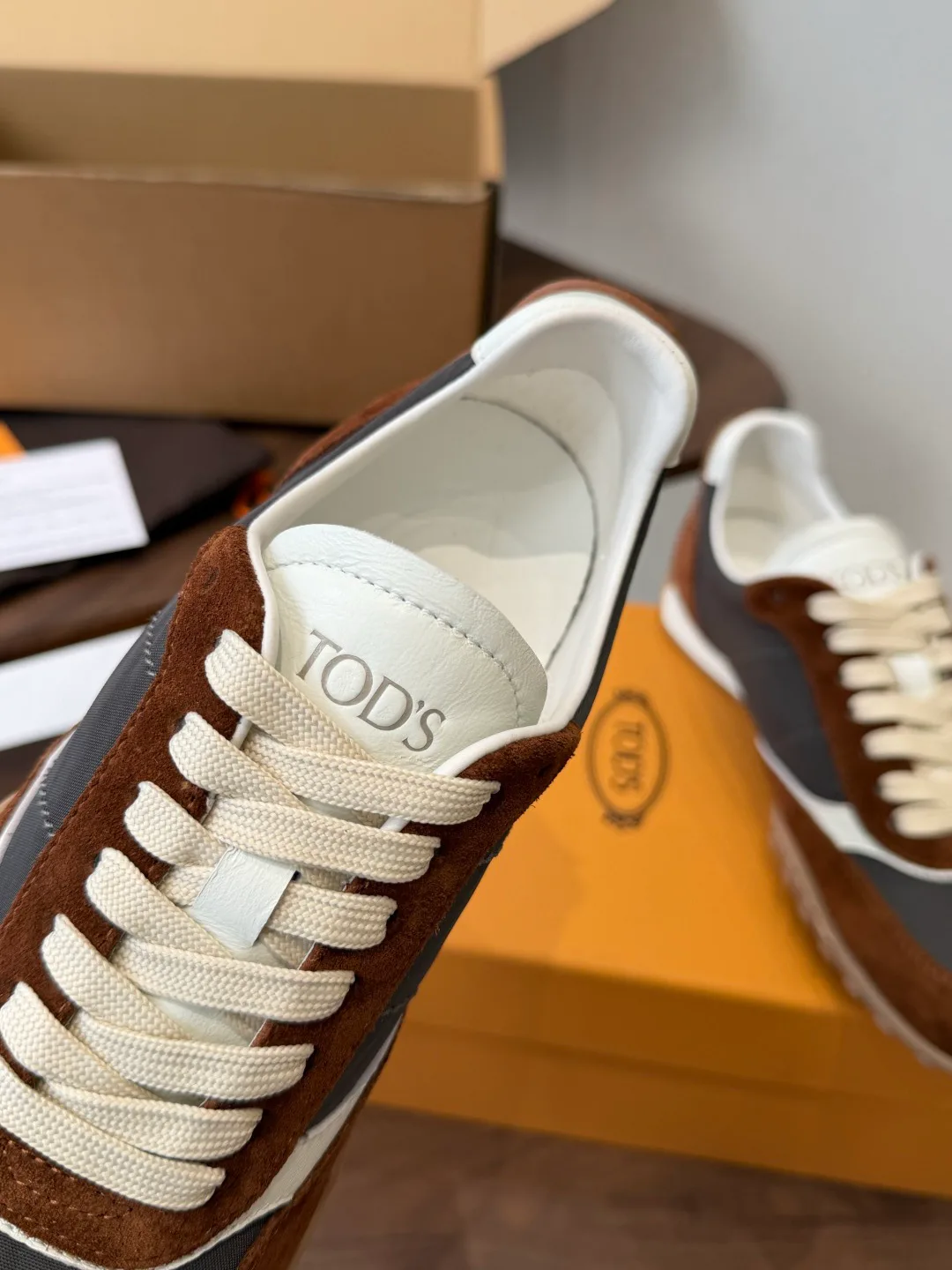 Кроссовки Женские Tod's 18687227
