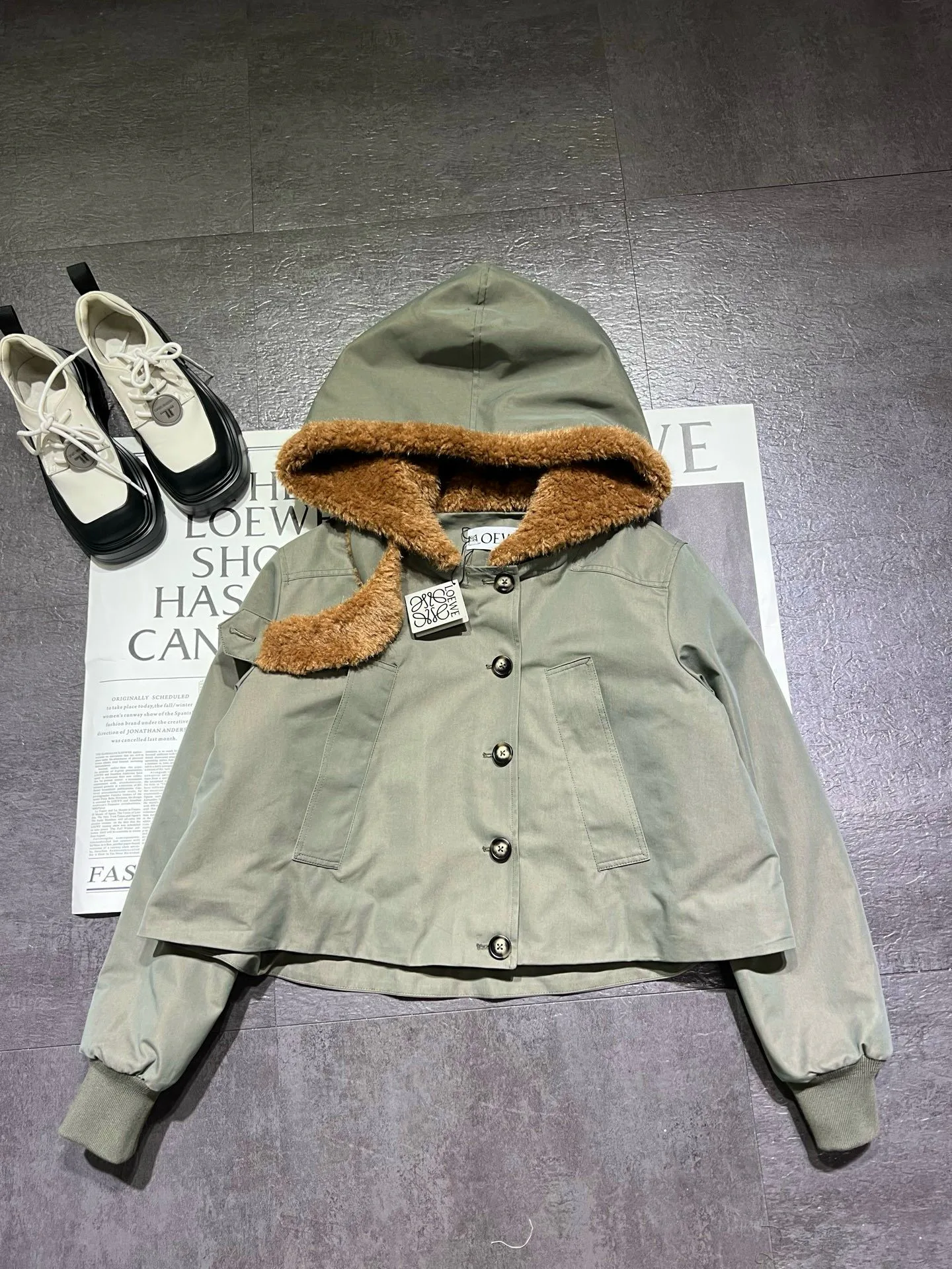 Куртки И Пуховики Женские Loewe 18253274